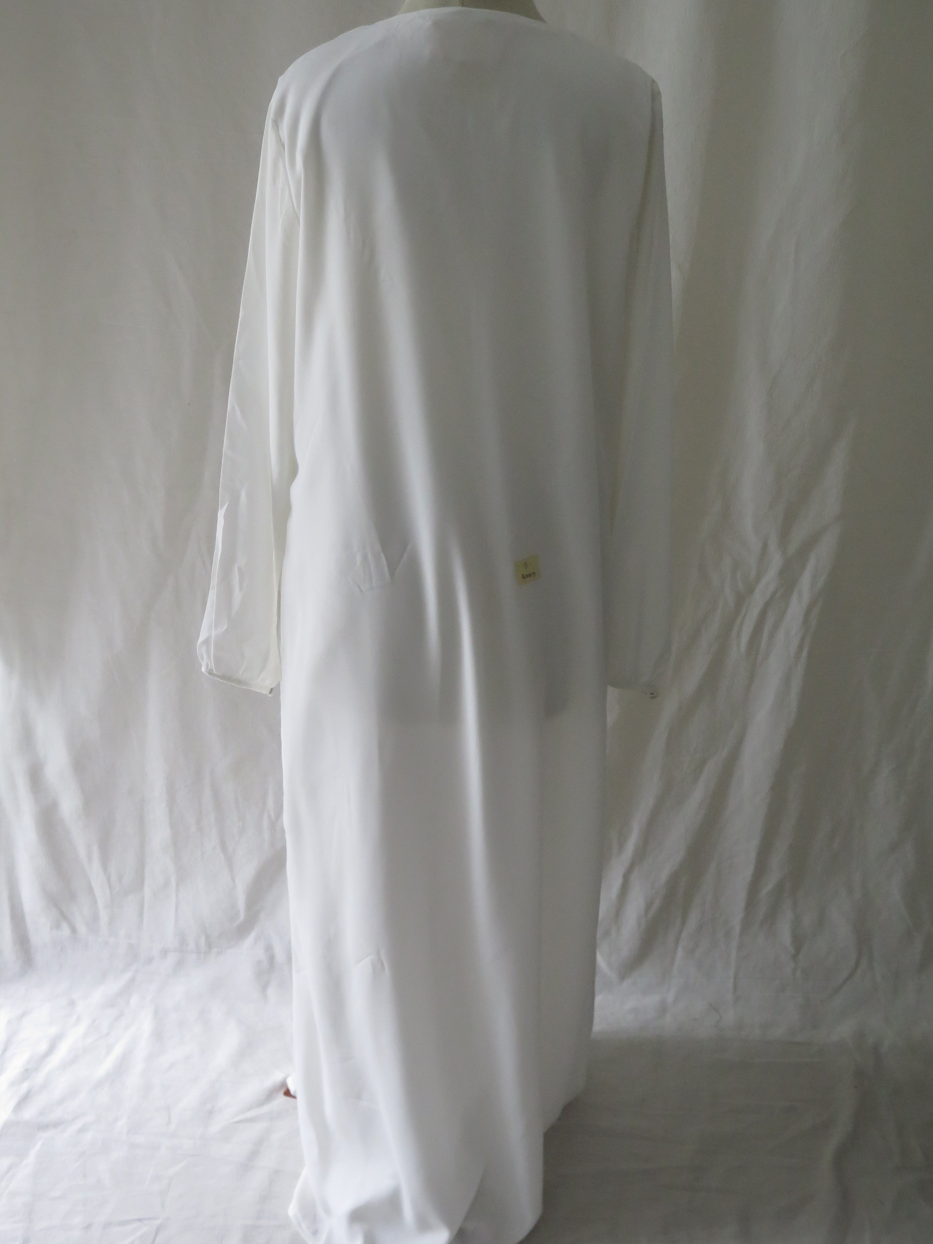 [DEFECT] Basic Offwhite Sada M