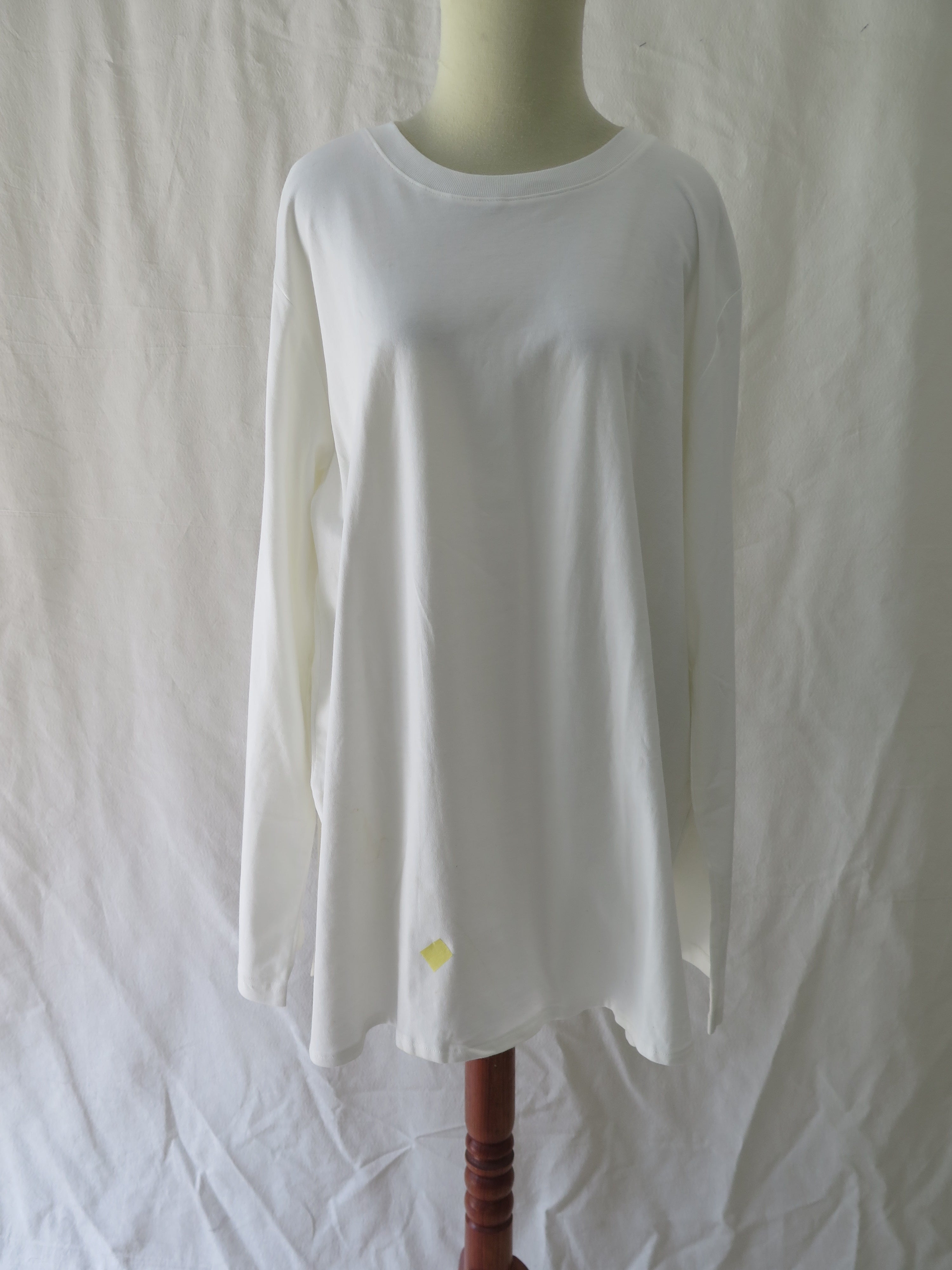 [DEFECT] Offwhite Adani XL