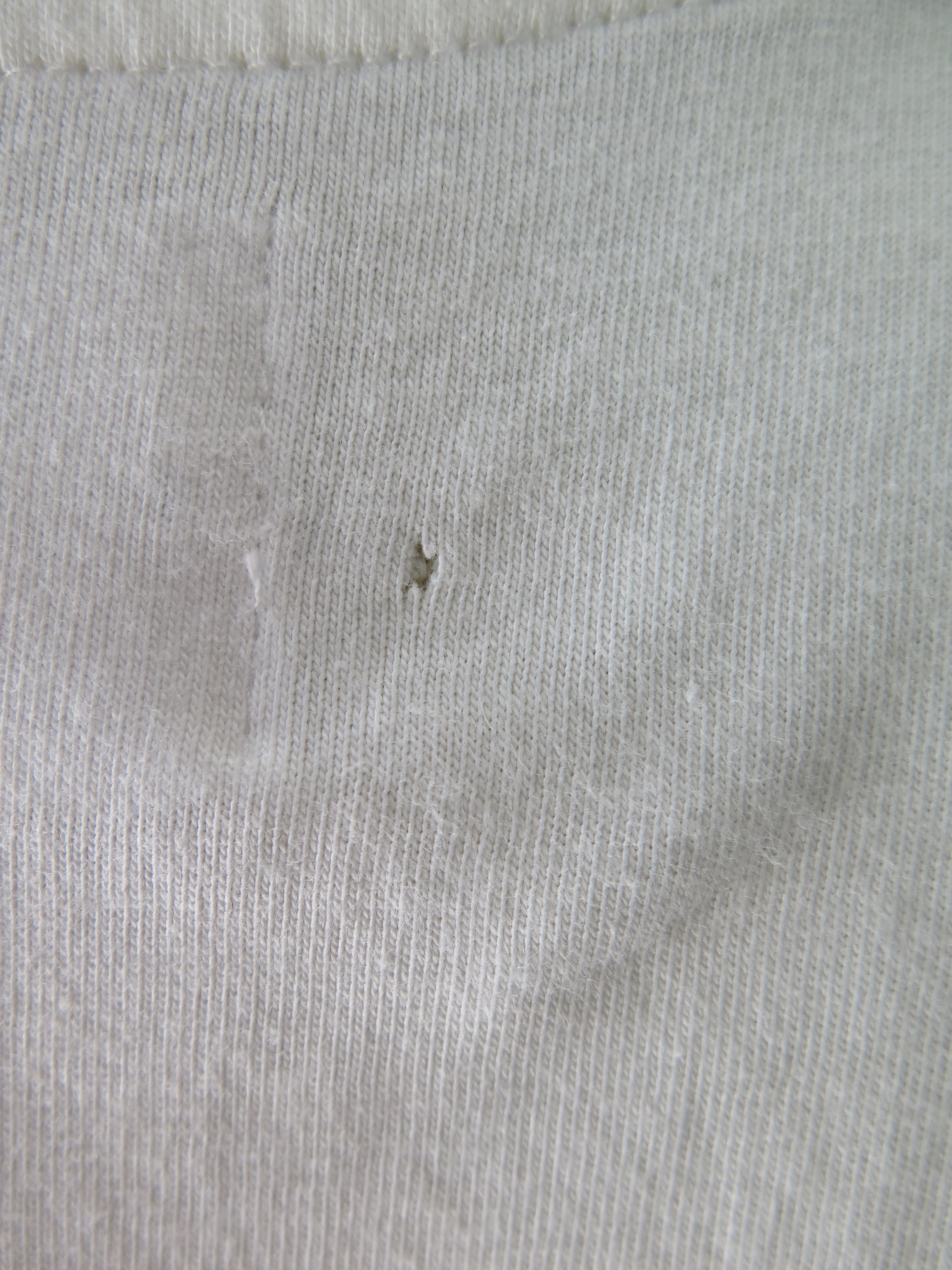 [DEFECT] Offwhite Adani L