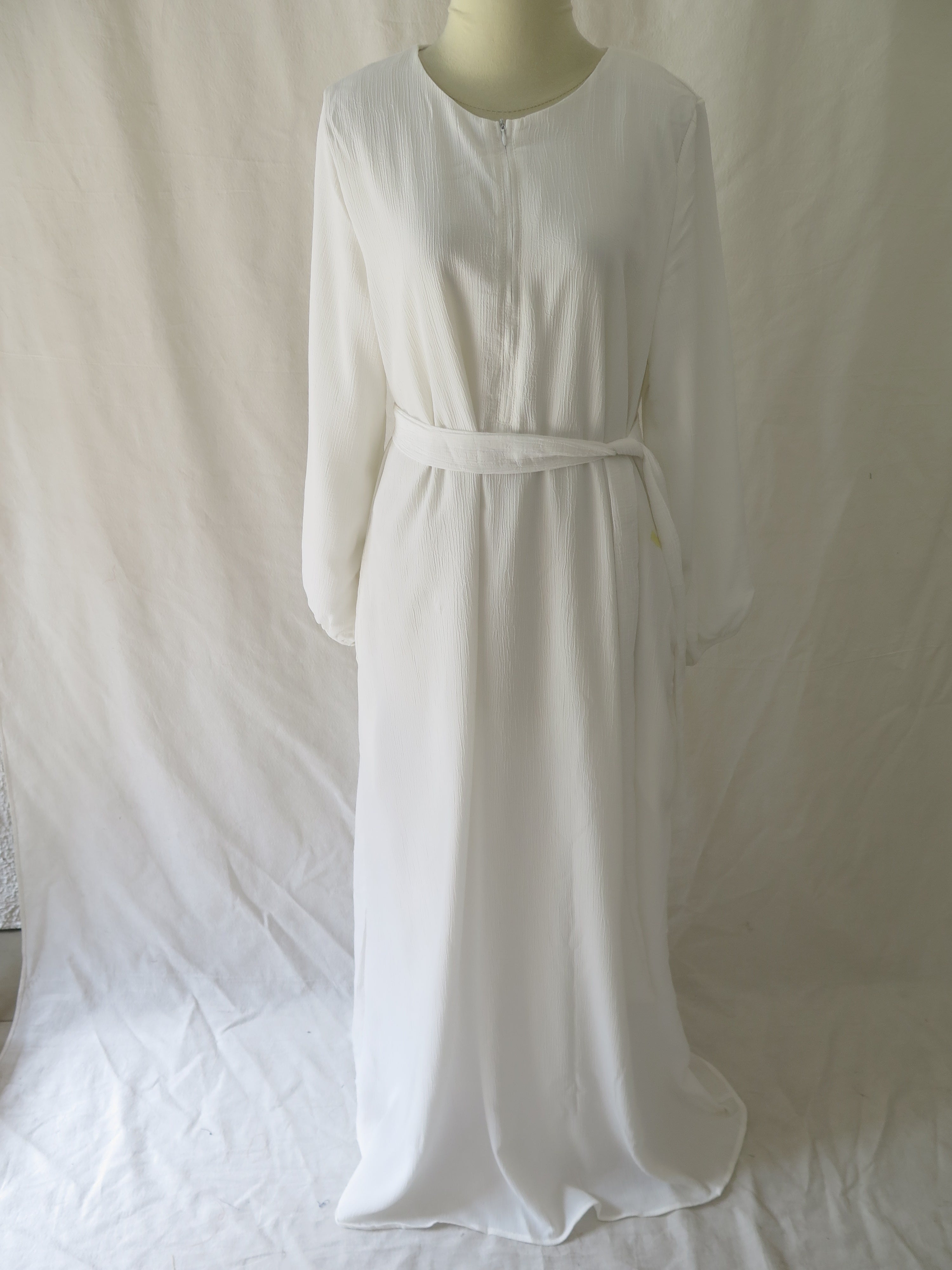 [DEFECT] Offwhite Svasti S,M