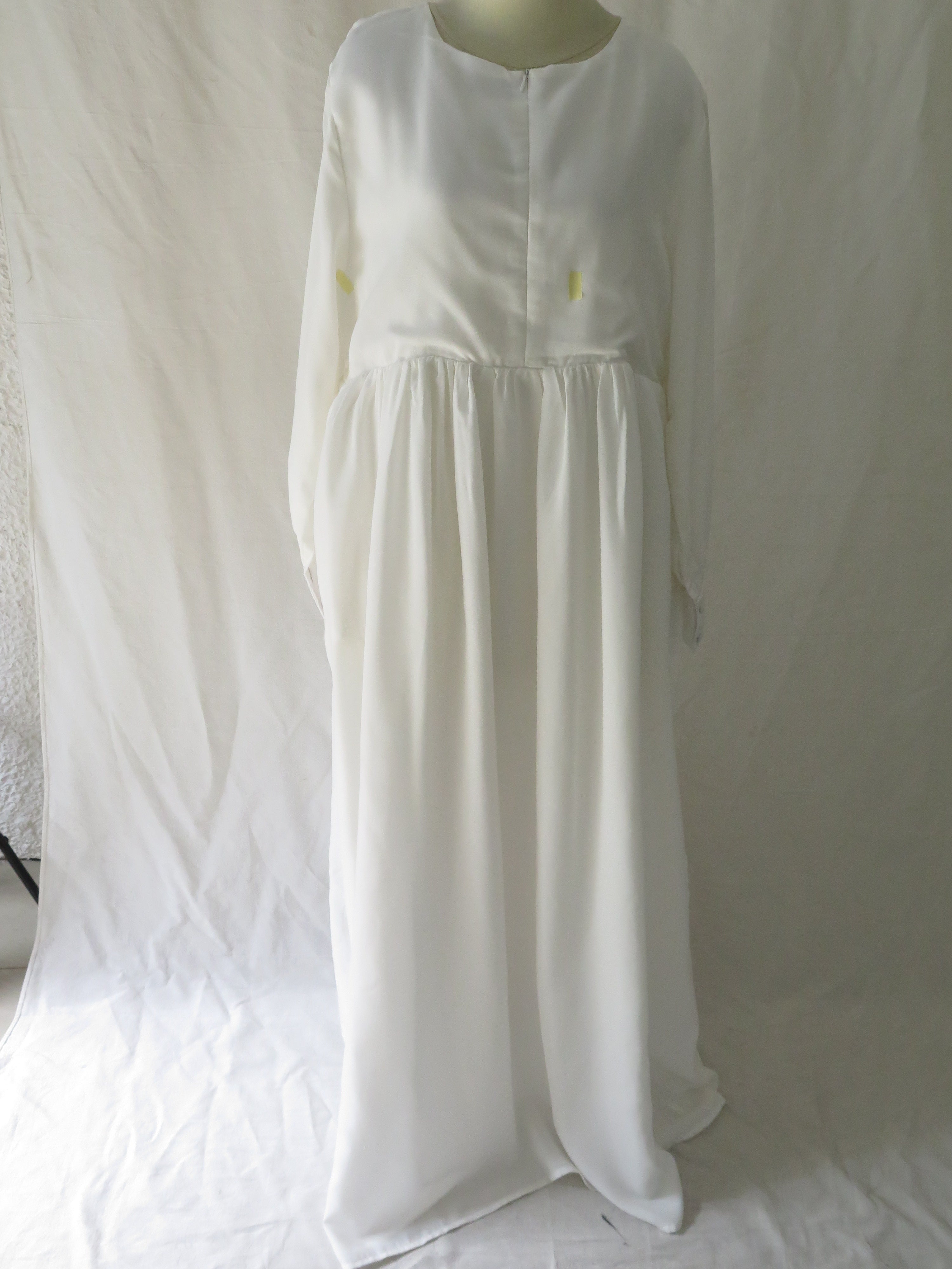 [DEFECT] Basic Dress Offwhite S,M,L,XXL