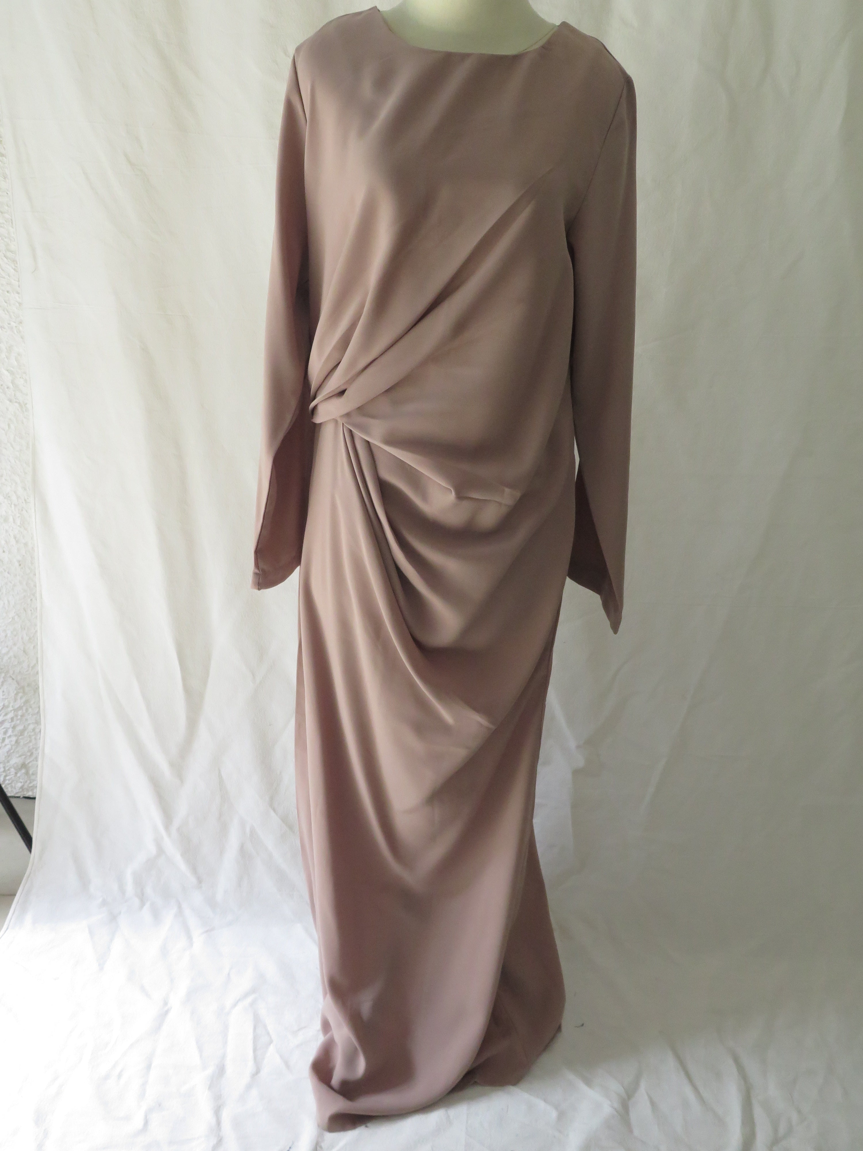 [DEFECT] Taupe Sasmaya S