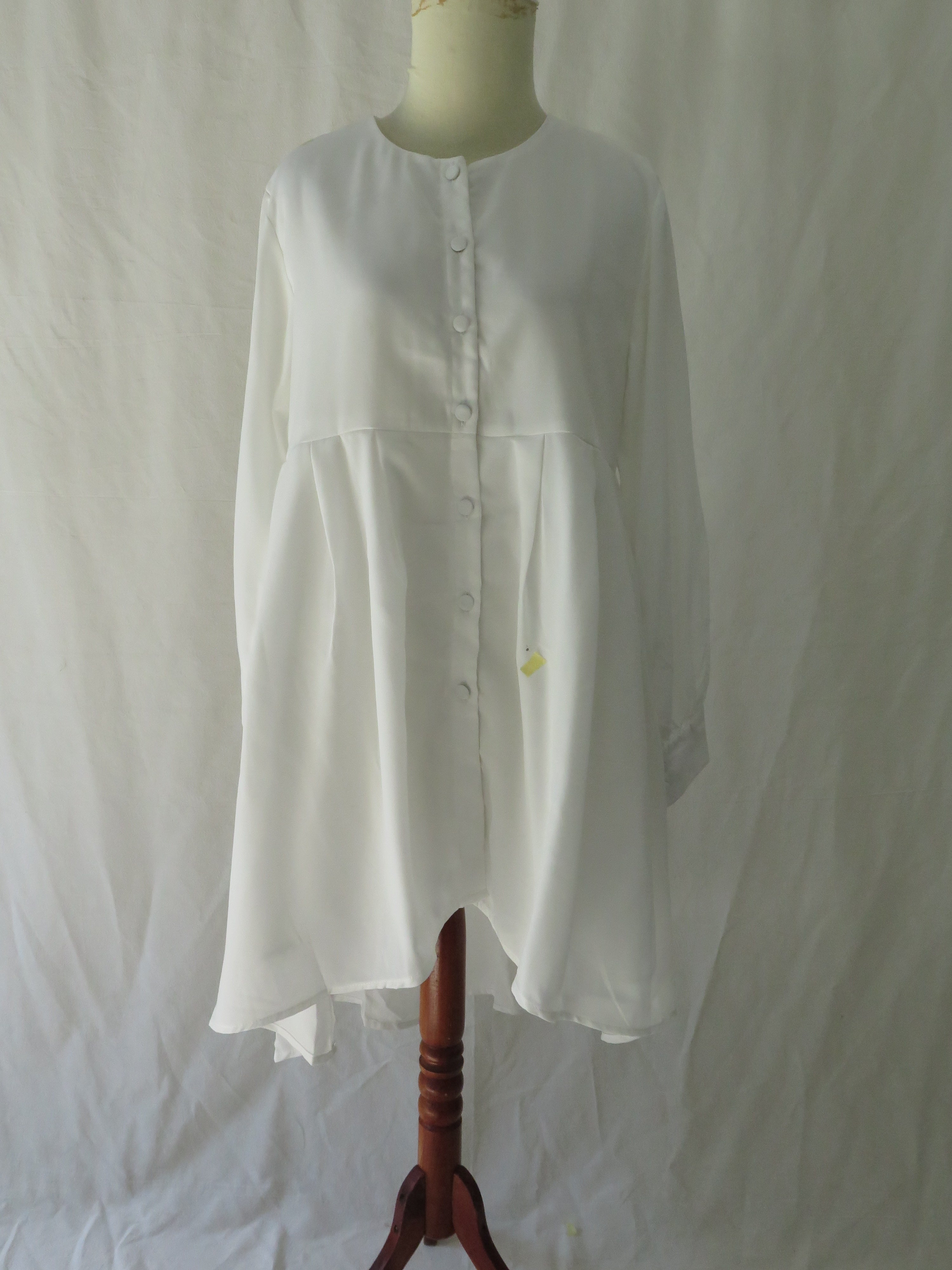 [DEFECT] Offwhite Naira S