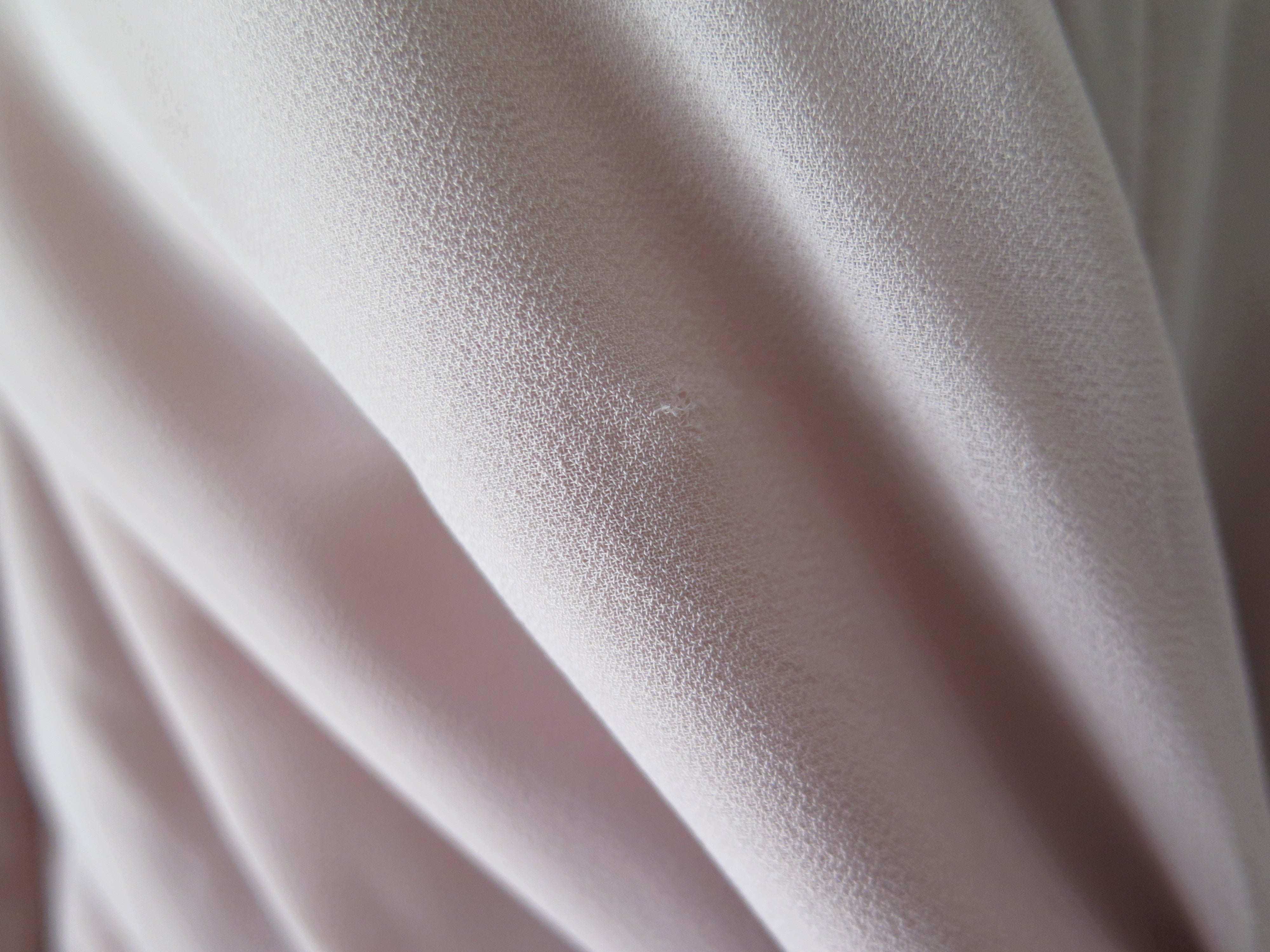 [DEFECT] Eggshell Hening XS,S