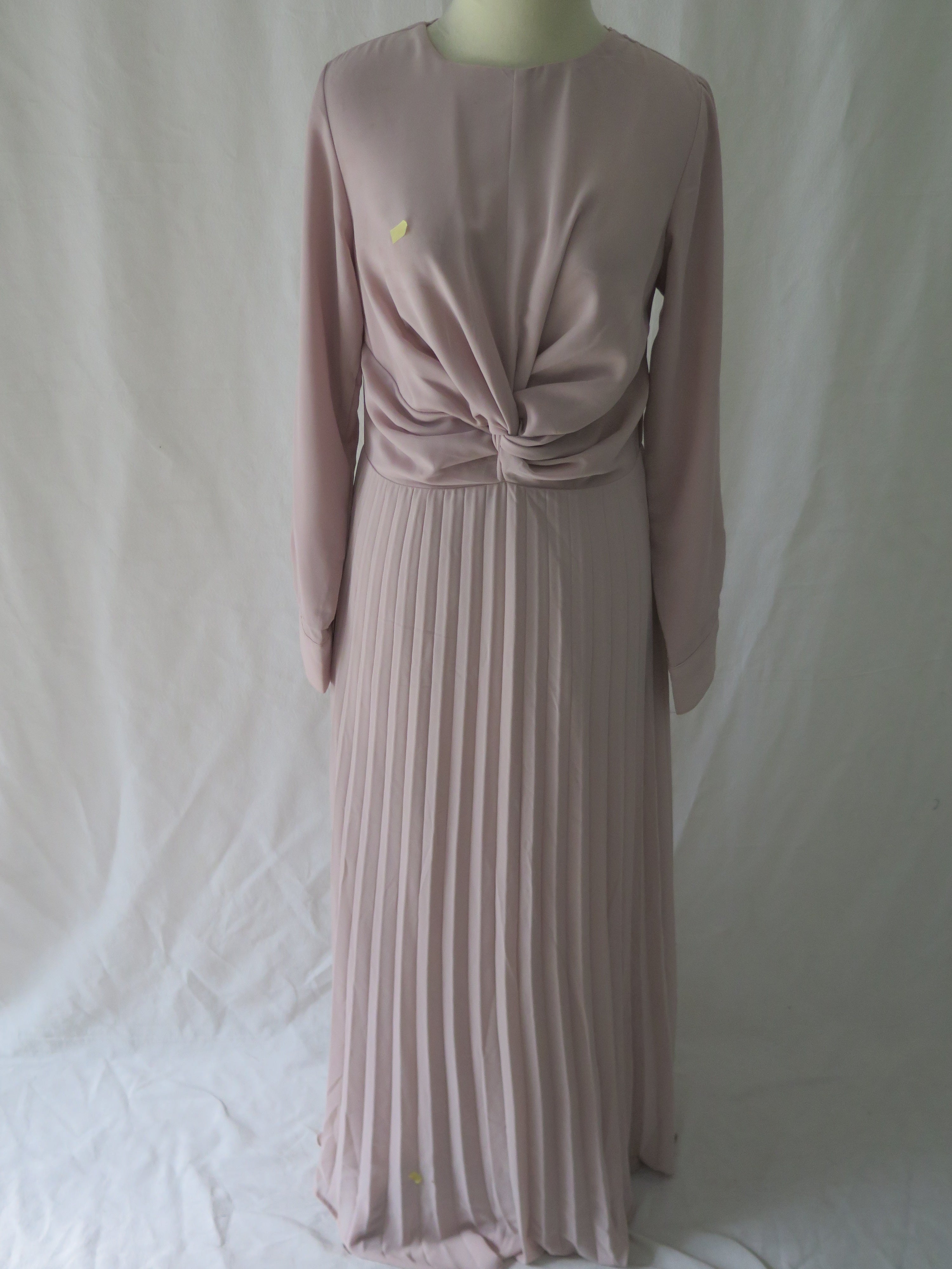 [DEFECT] Eggshell Hening XS,XL