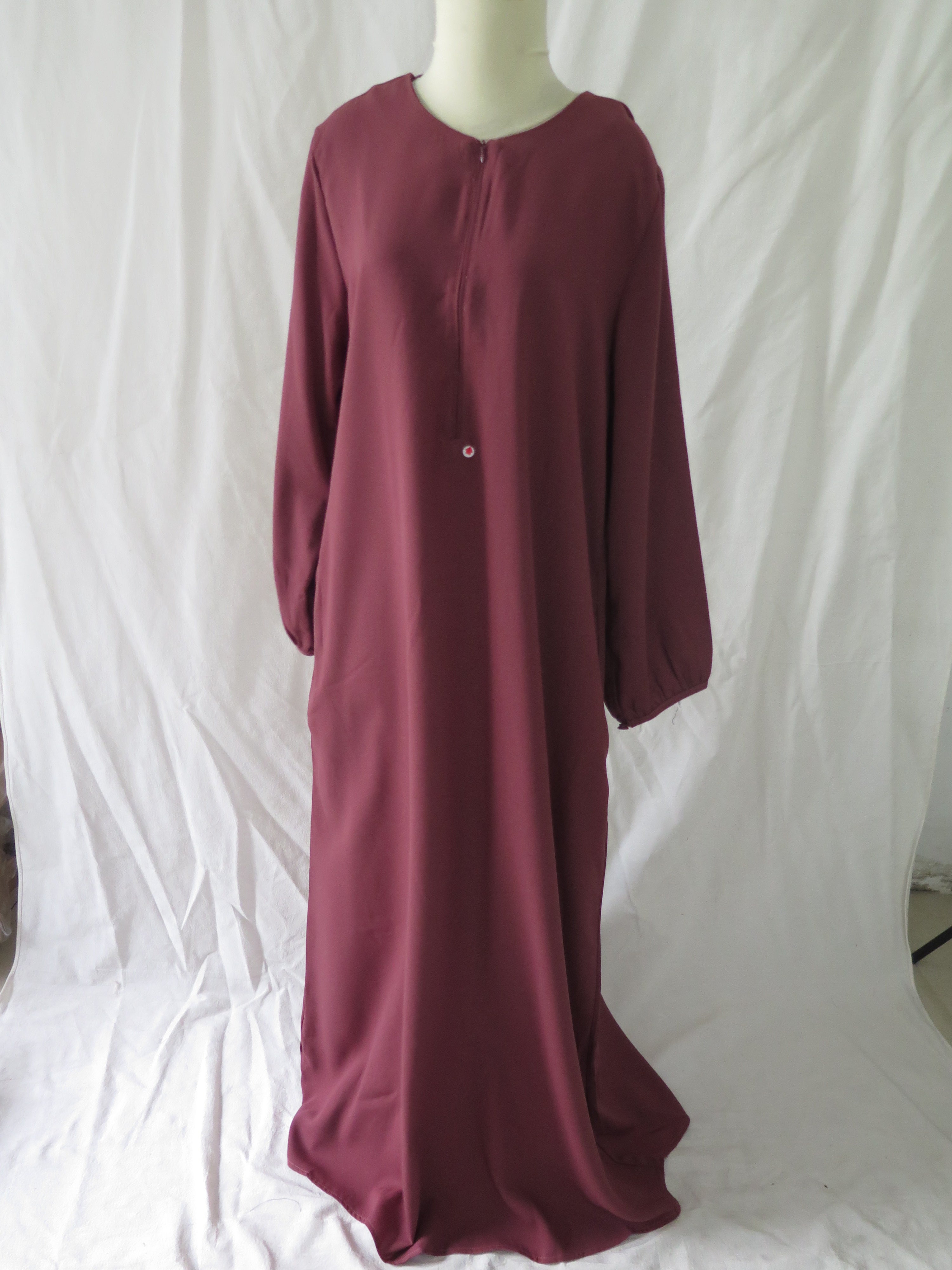 [DEFECT] Basic Sada Burgundy L