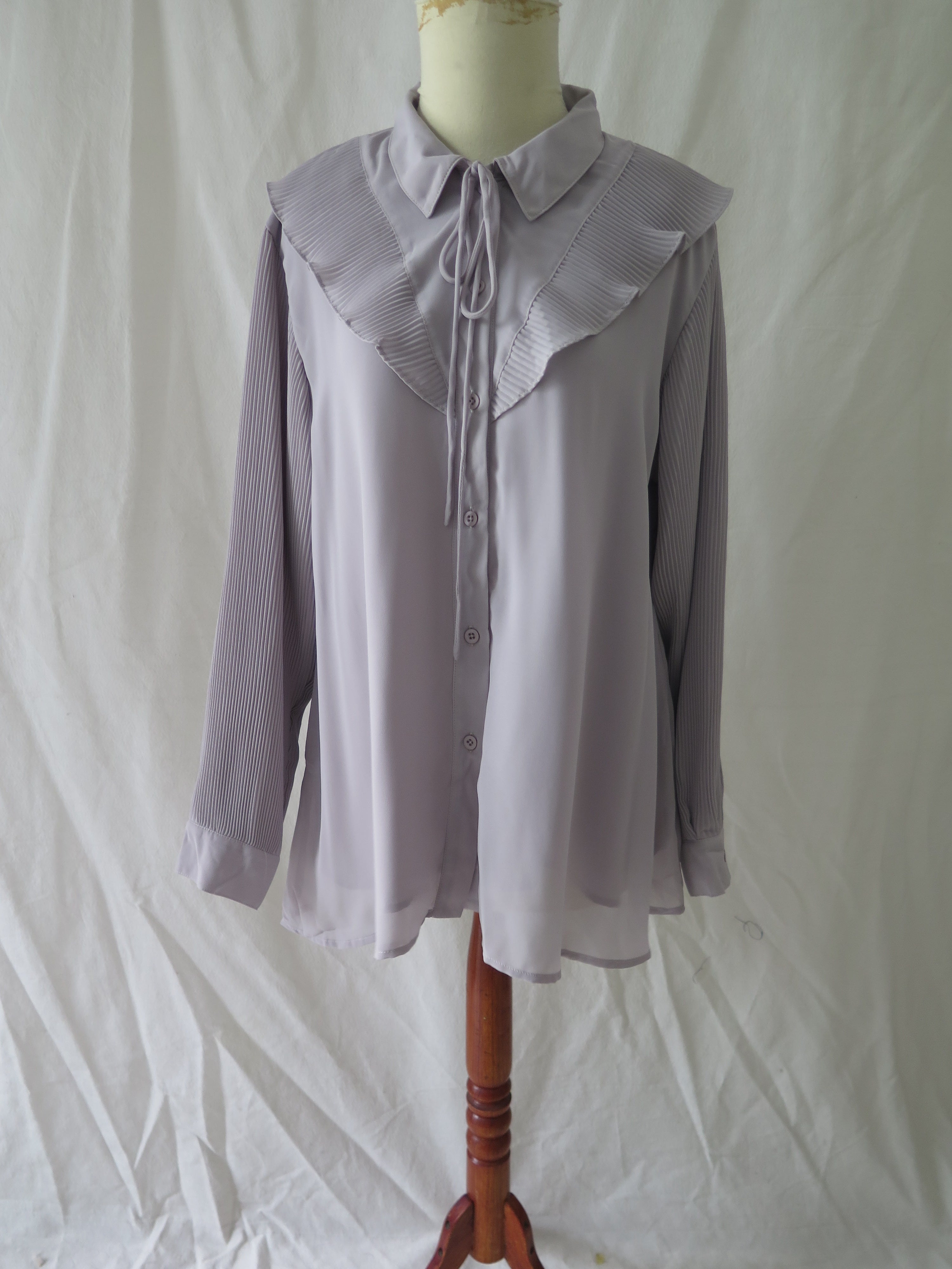 [DEFECT] Ice Grey Naresvari XL