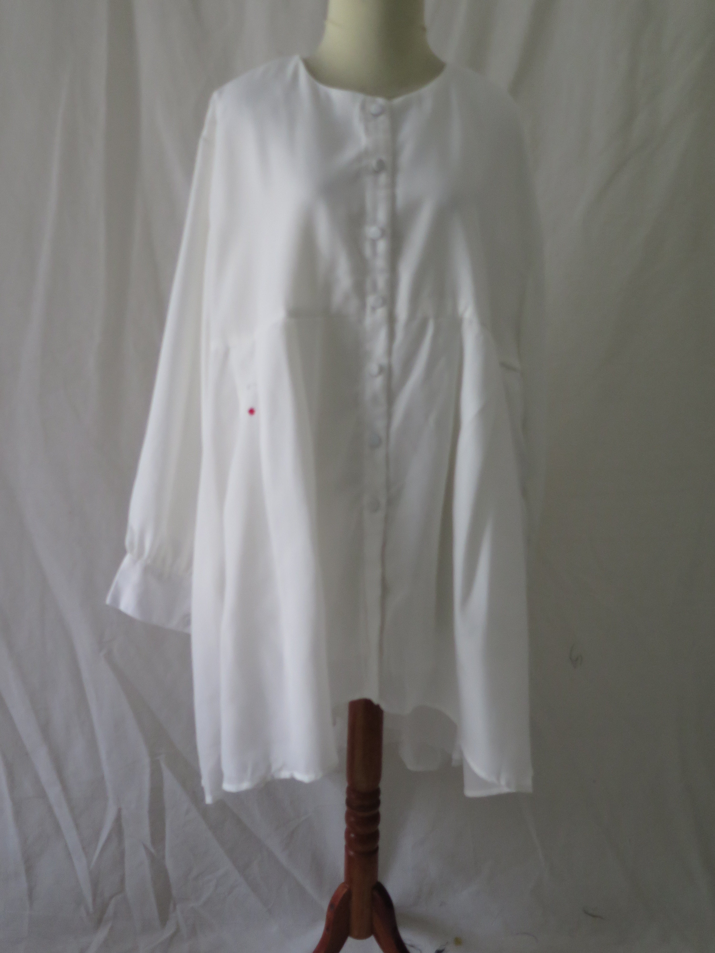 [DEFECT] Offwhite Naira M,XL,XXL