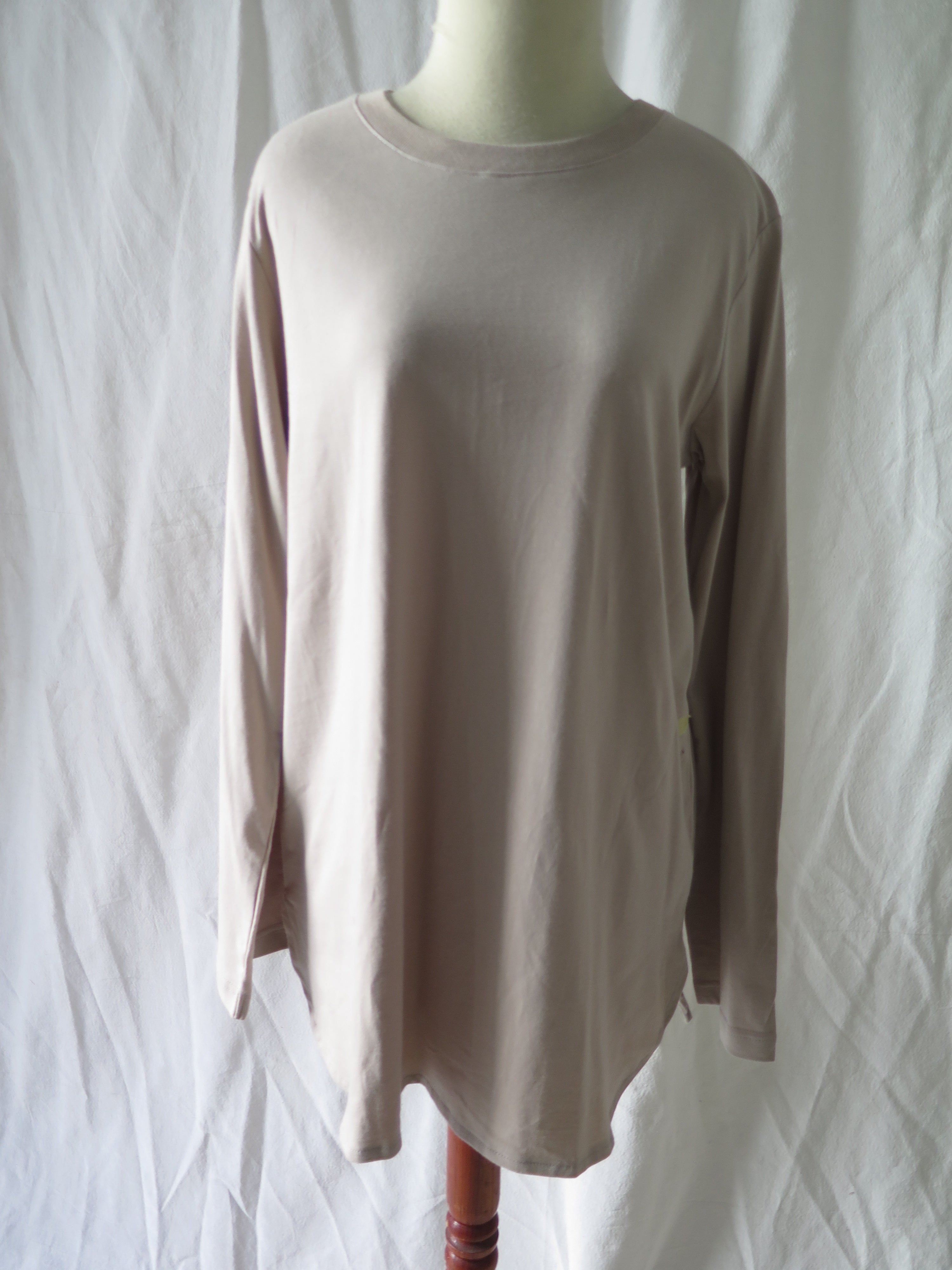 [DEFECT] Light Khaky Adani S