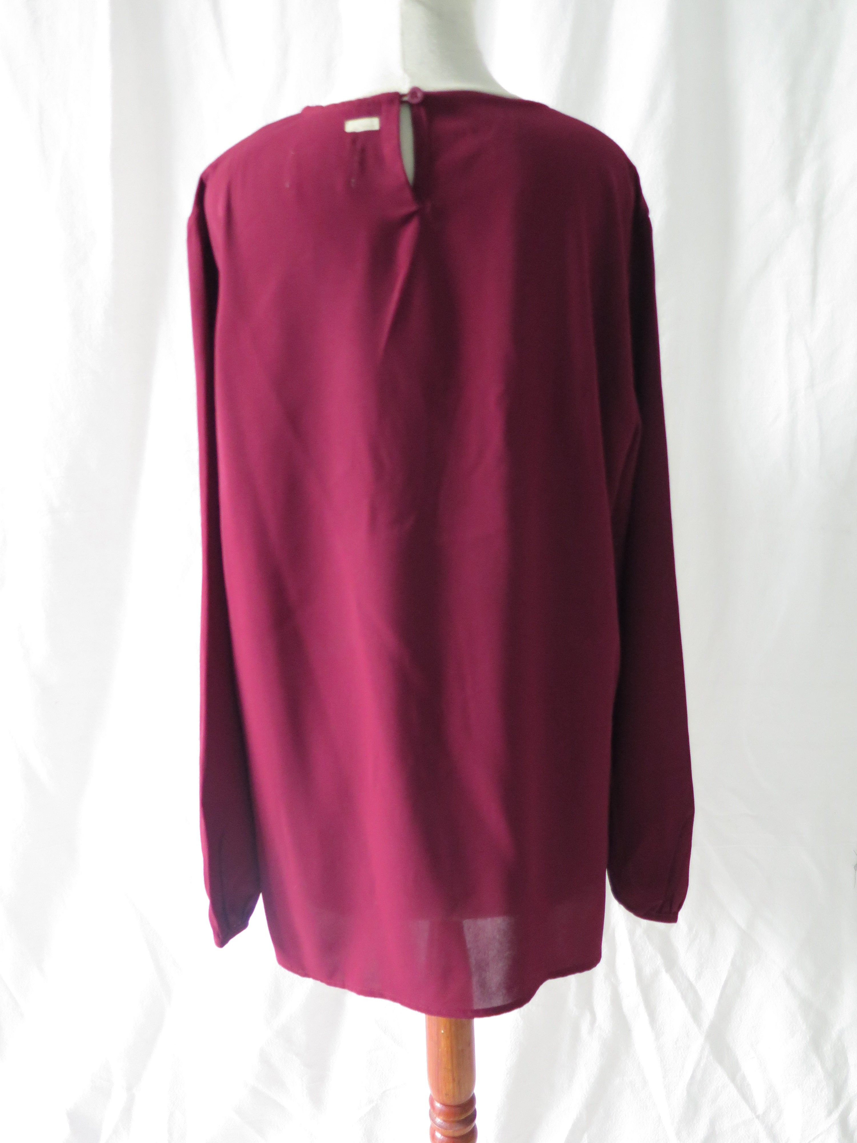 [DEFECT] Maroon Sastra XL