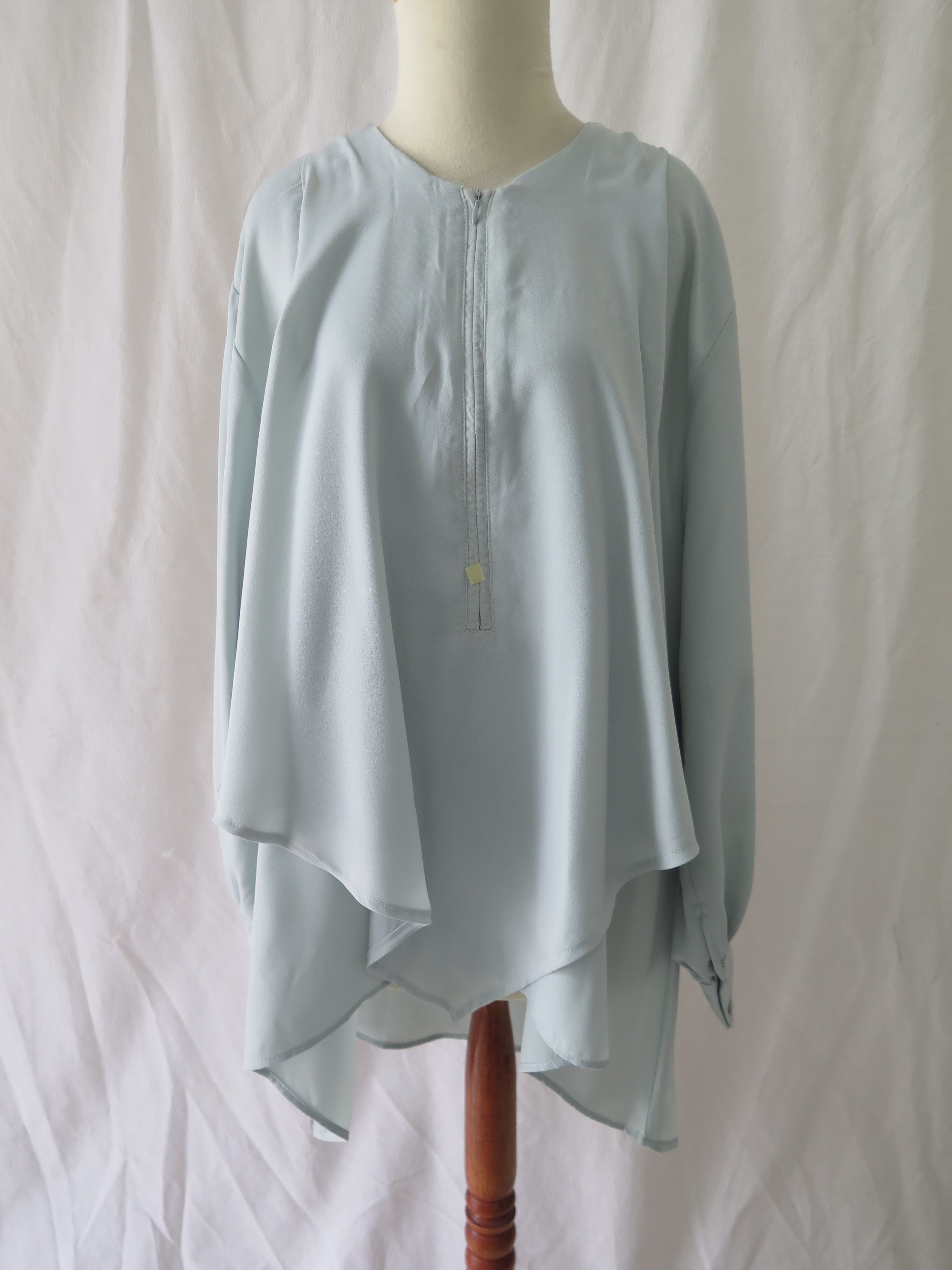 [DEFECT] Mint Dian S,3XL