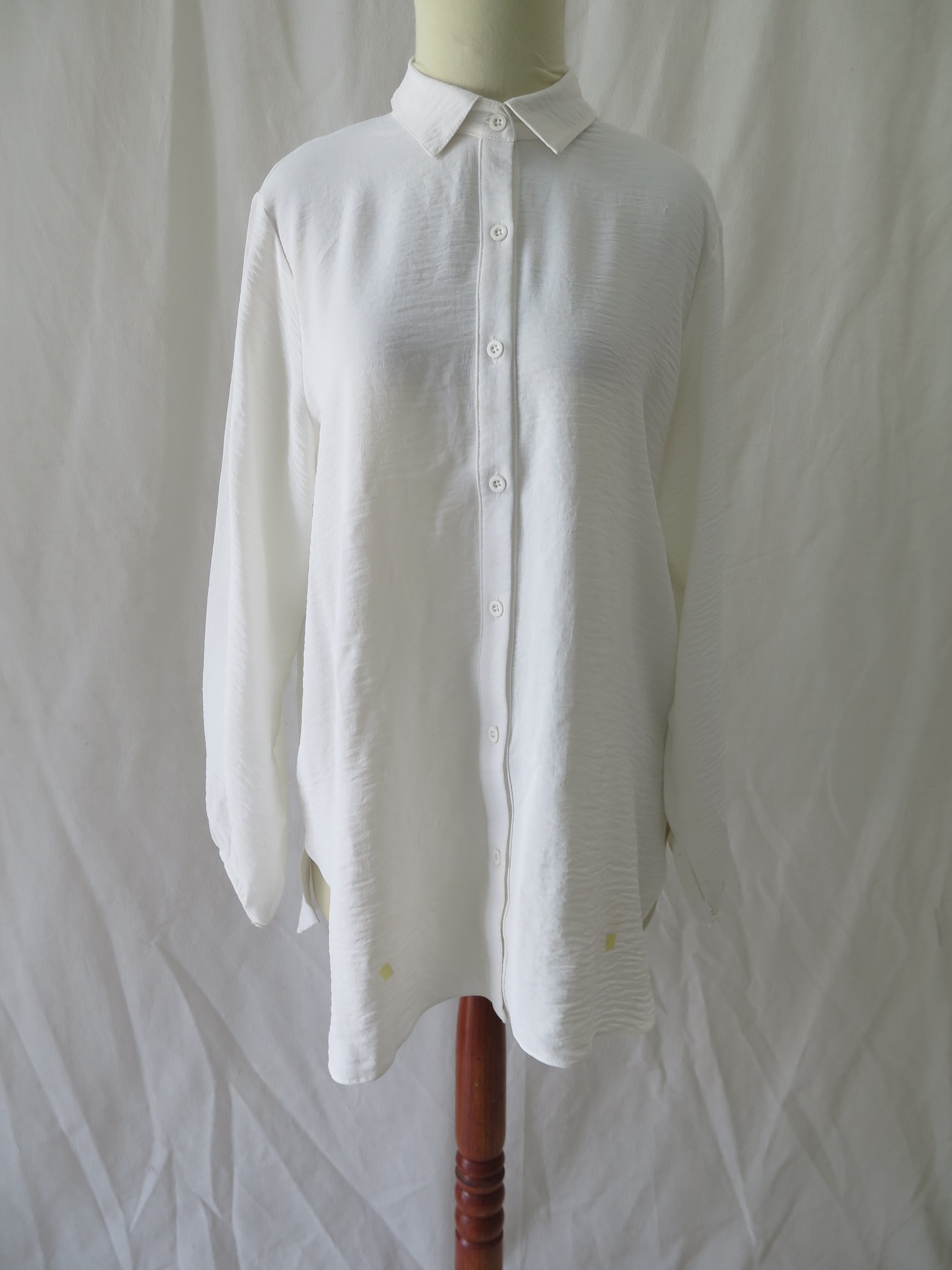 [DEFECT] Offwhite Basic Batara M