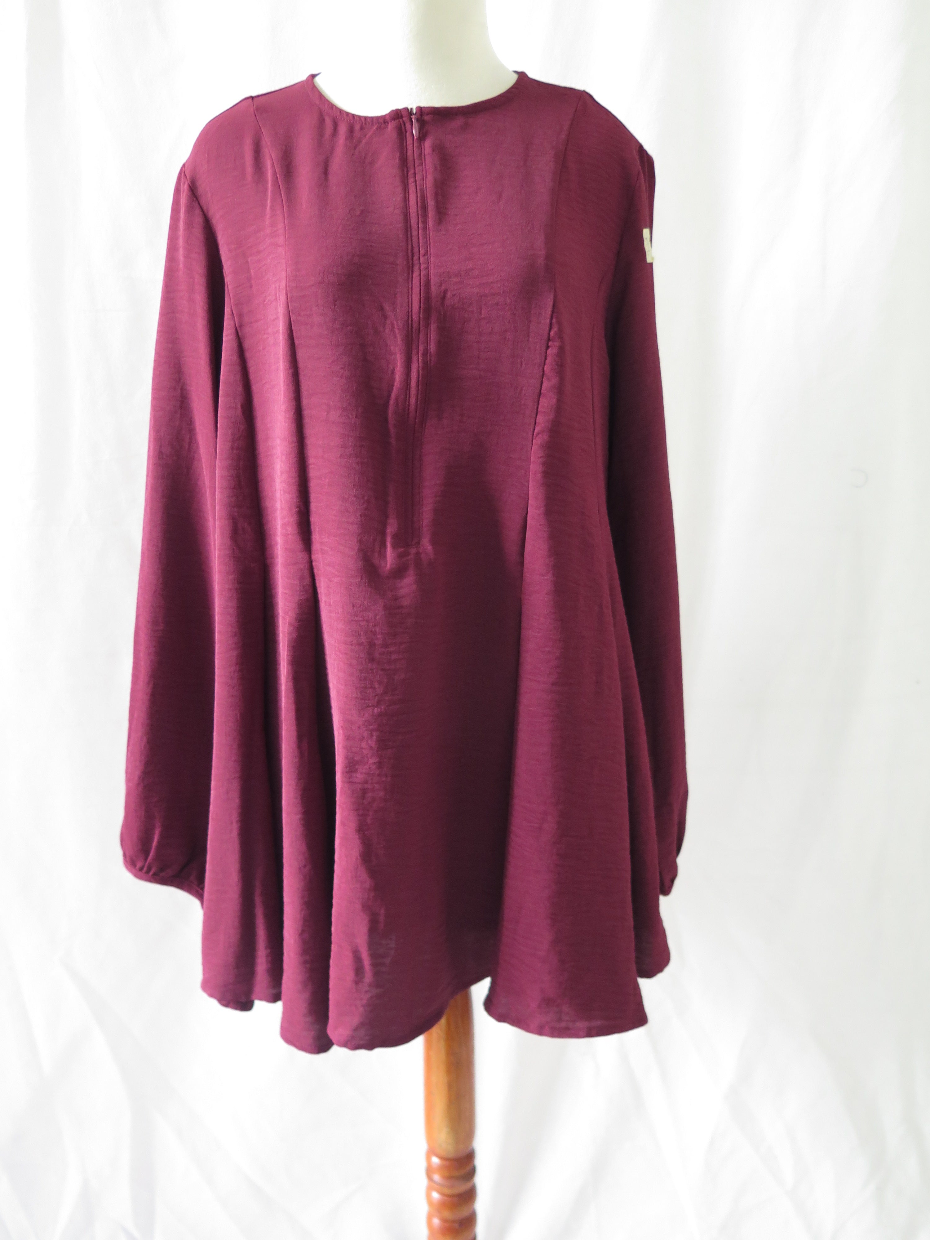 [DEFECT] Deep Maroon Dirandra L