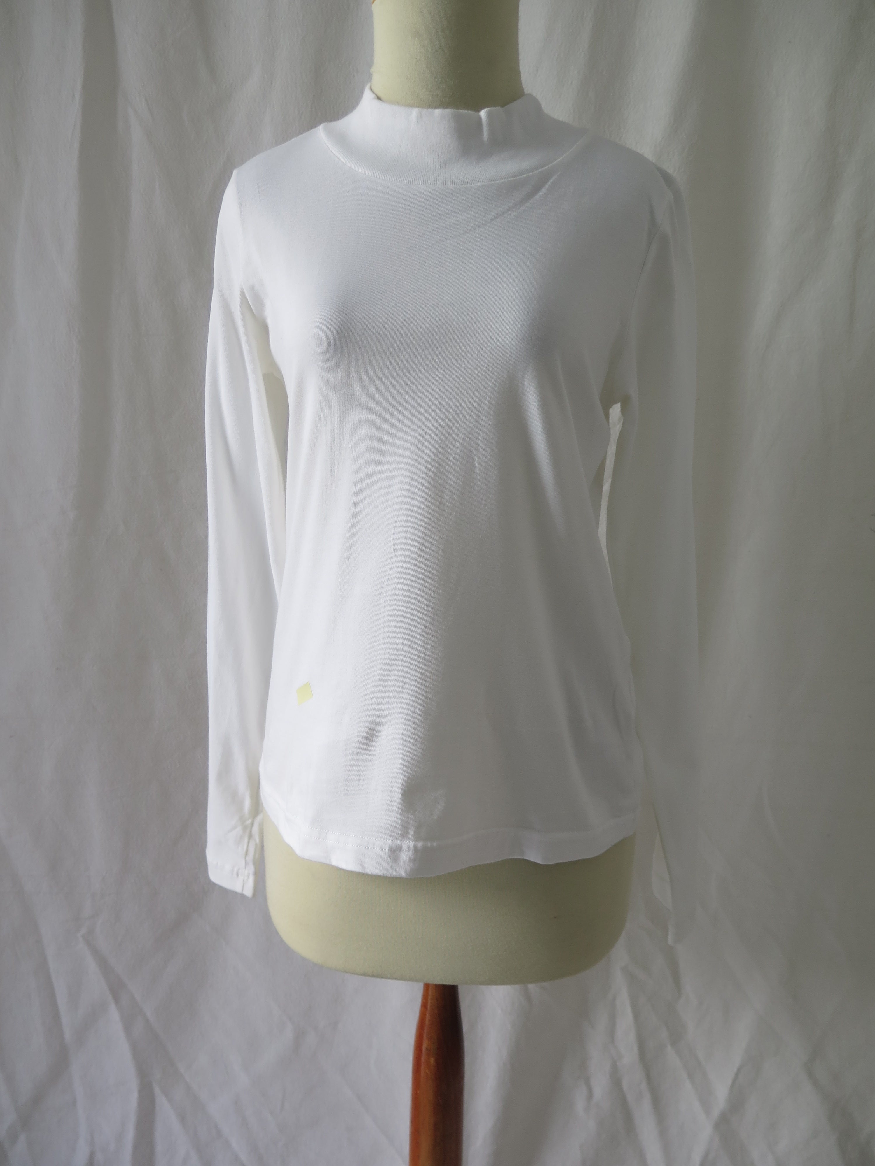 [DEFECT] Offwhite Nararya XS