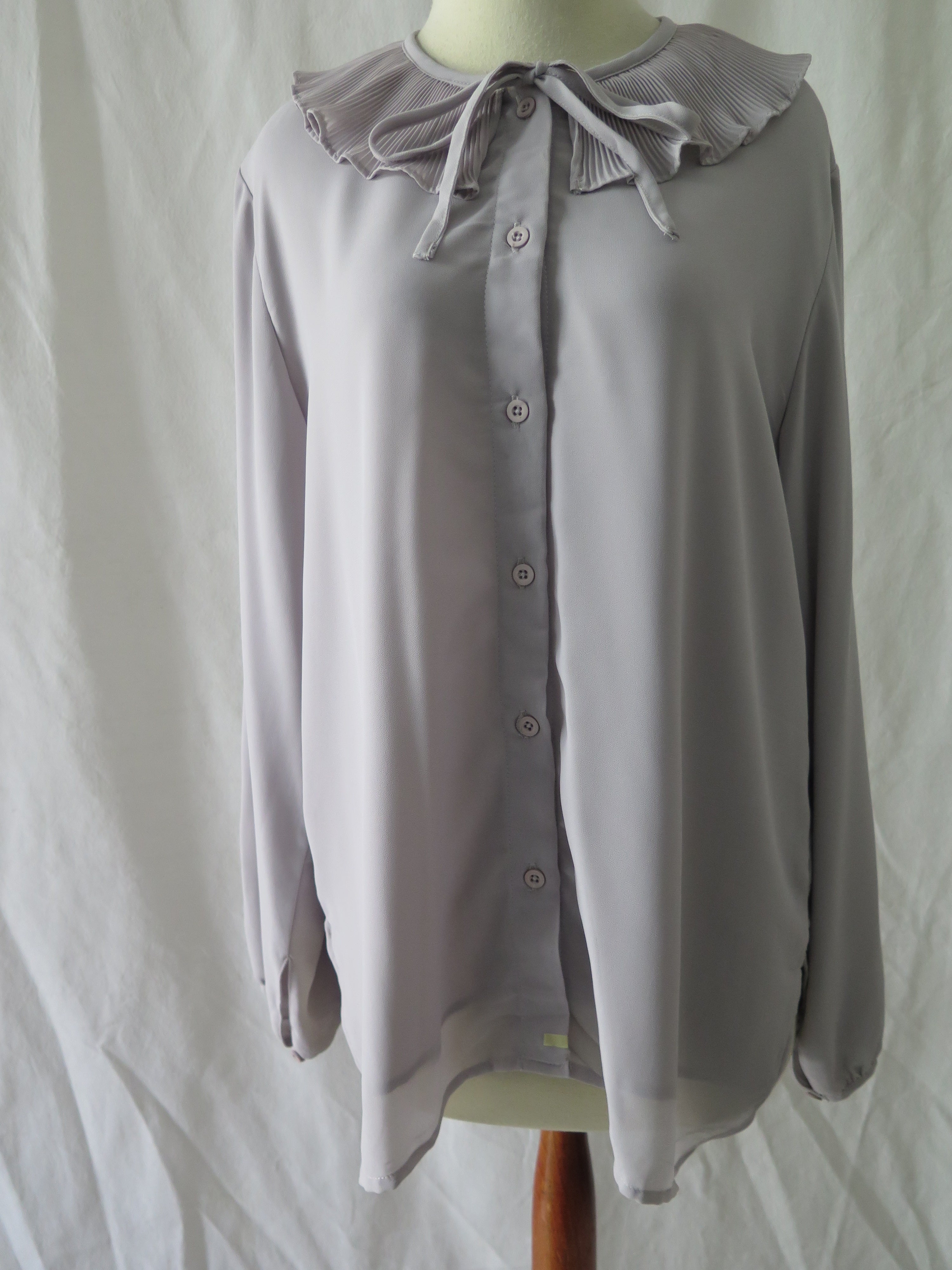 [DEFECT] Ice Grey Renjani L