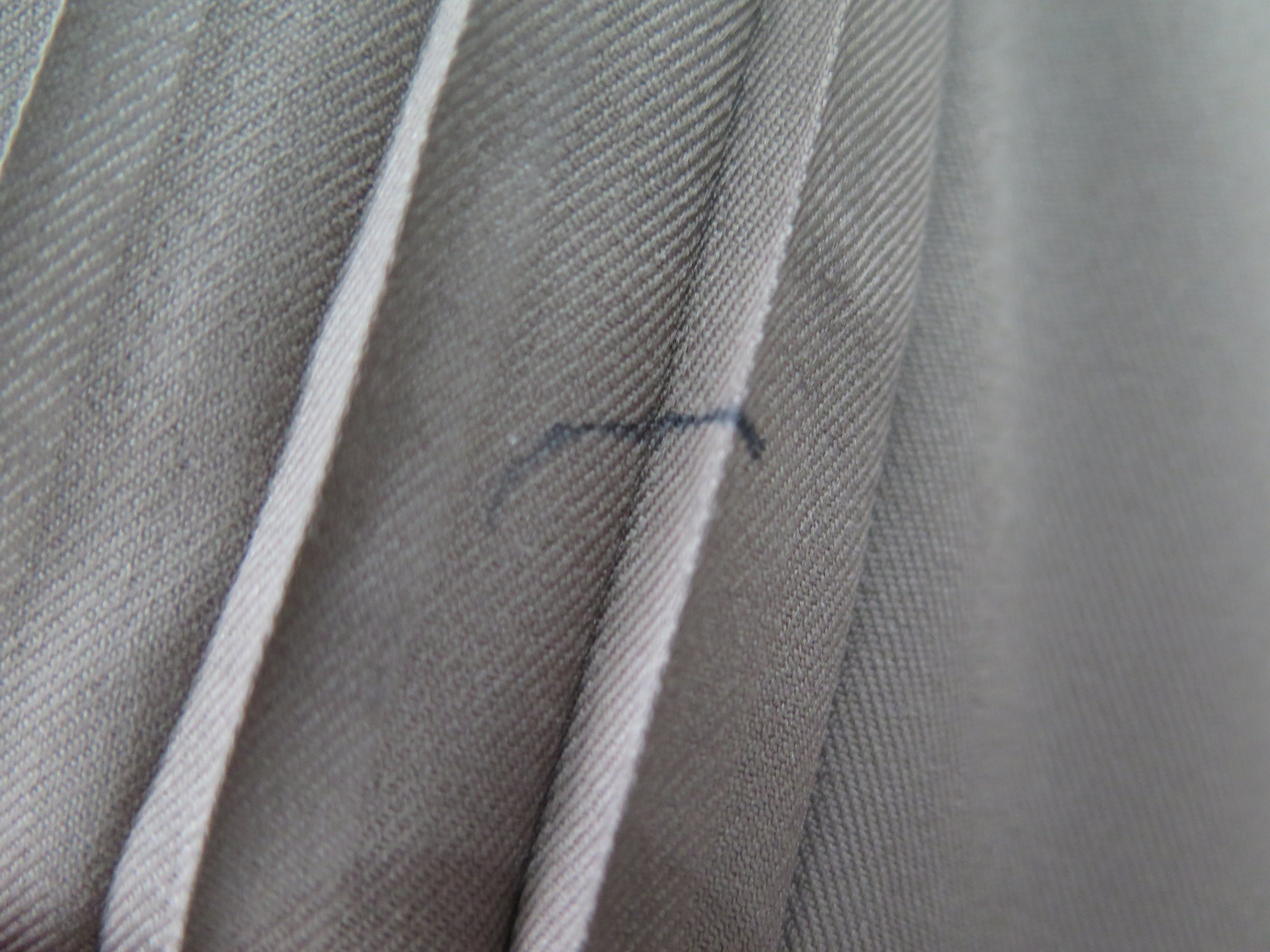 [DEFECT] Dark Taupe Adikara XL