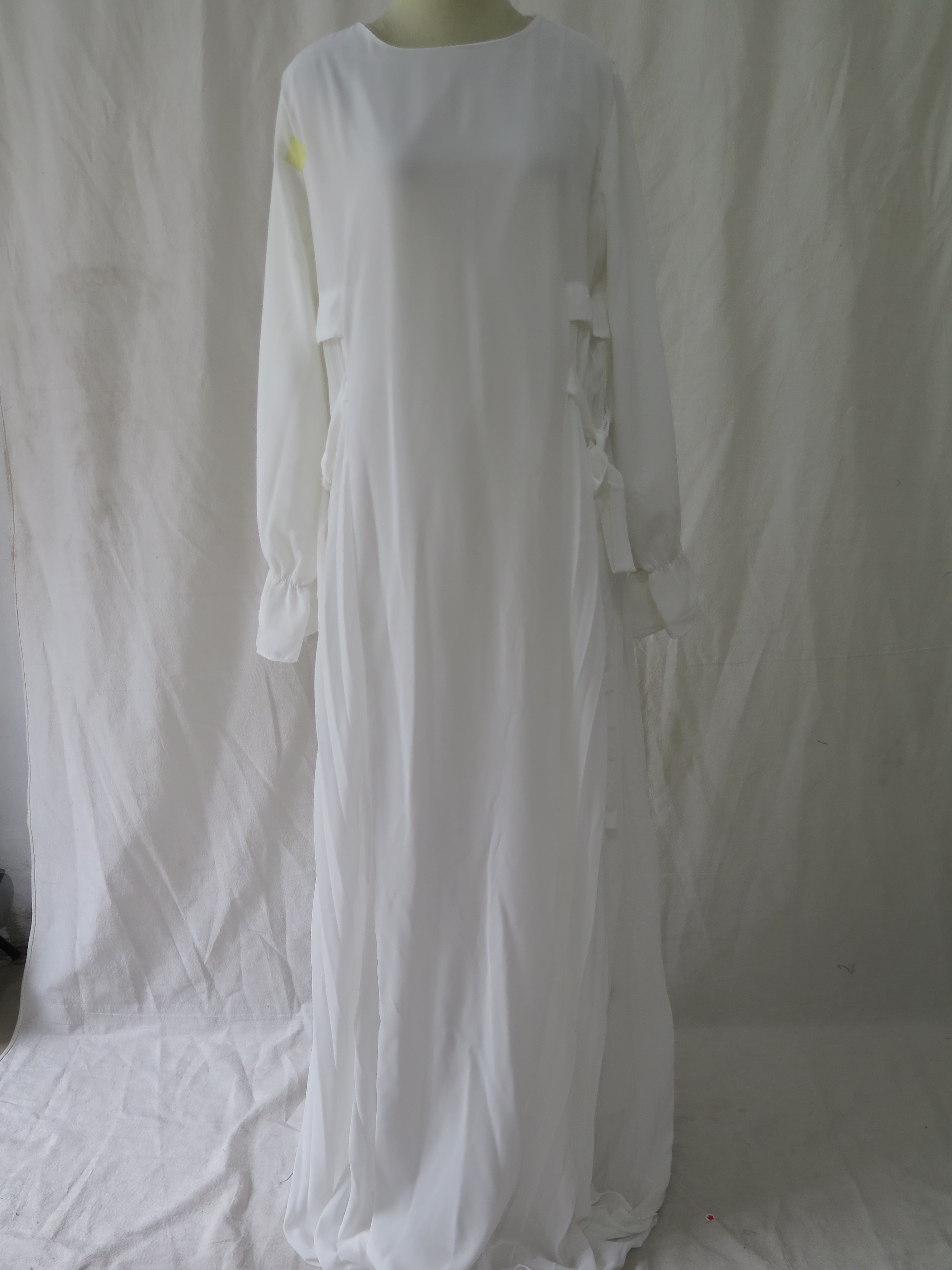 [DEFECT] Offwhite Taima M,L,XL