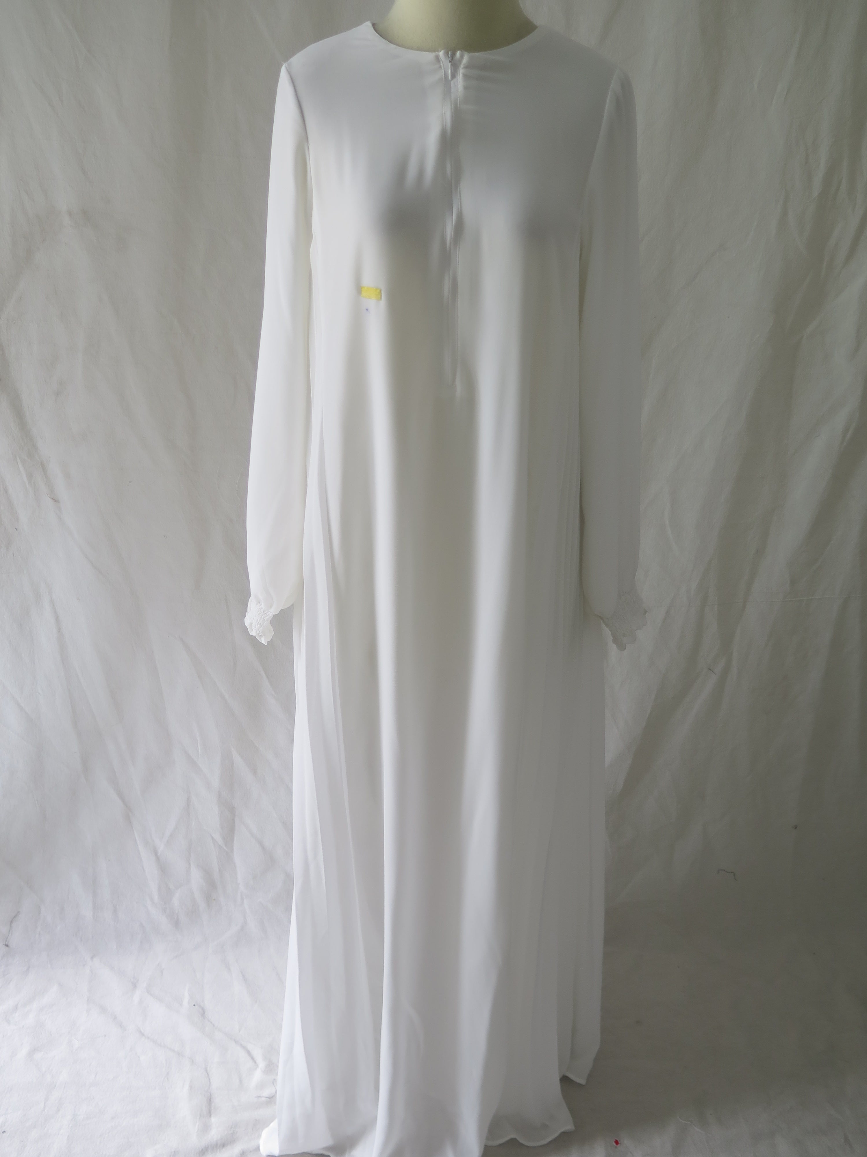 [DEFECT] Offwhite Raka XS