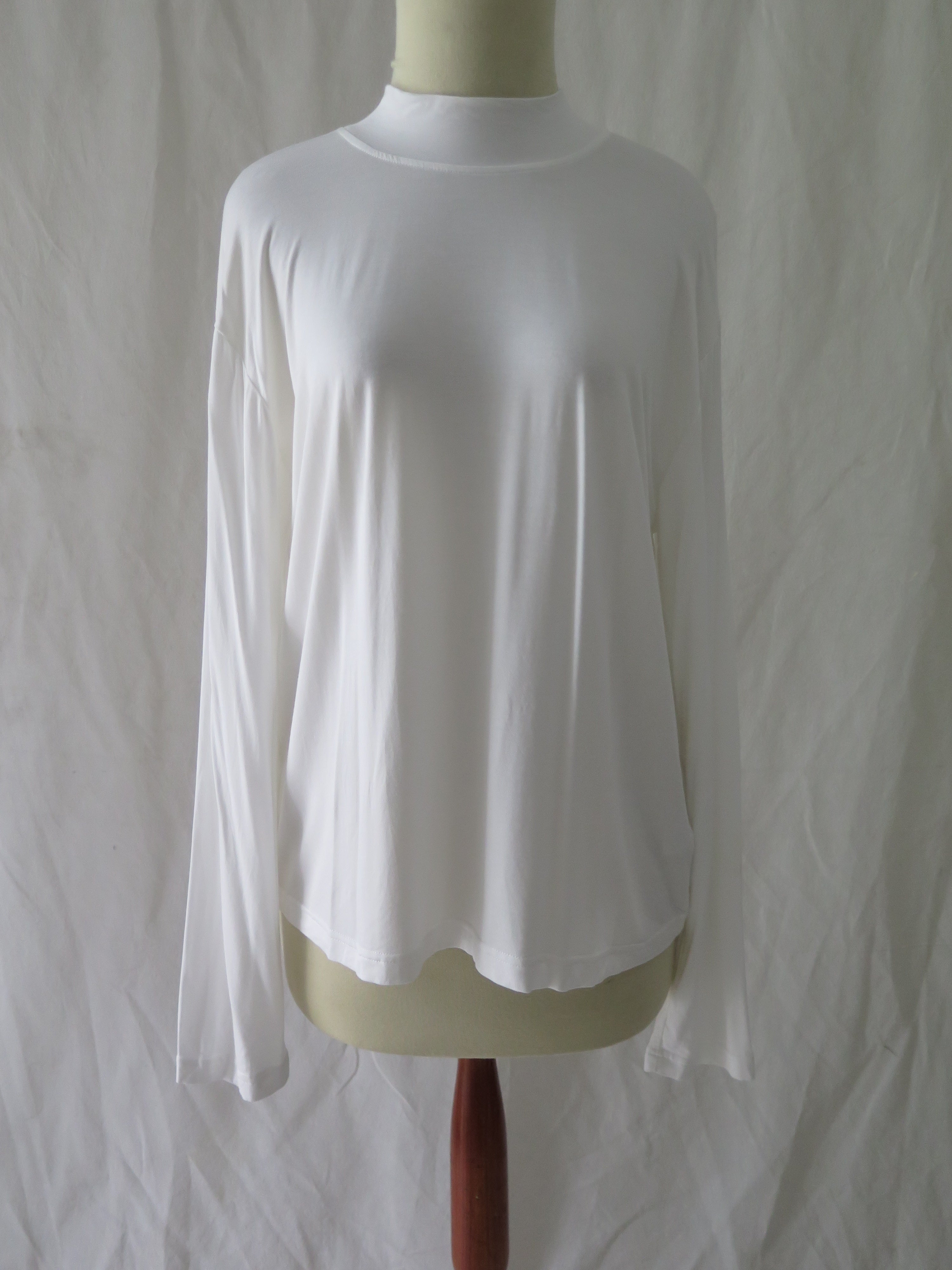 [DEFECT] Aera Inner Offwhite XL