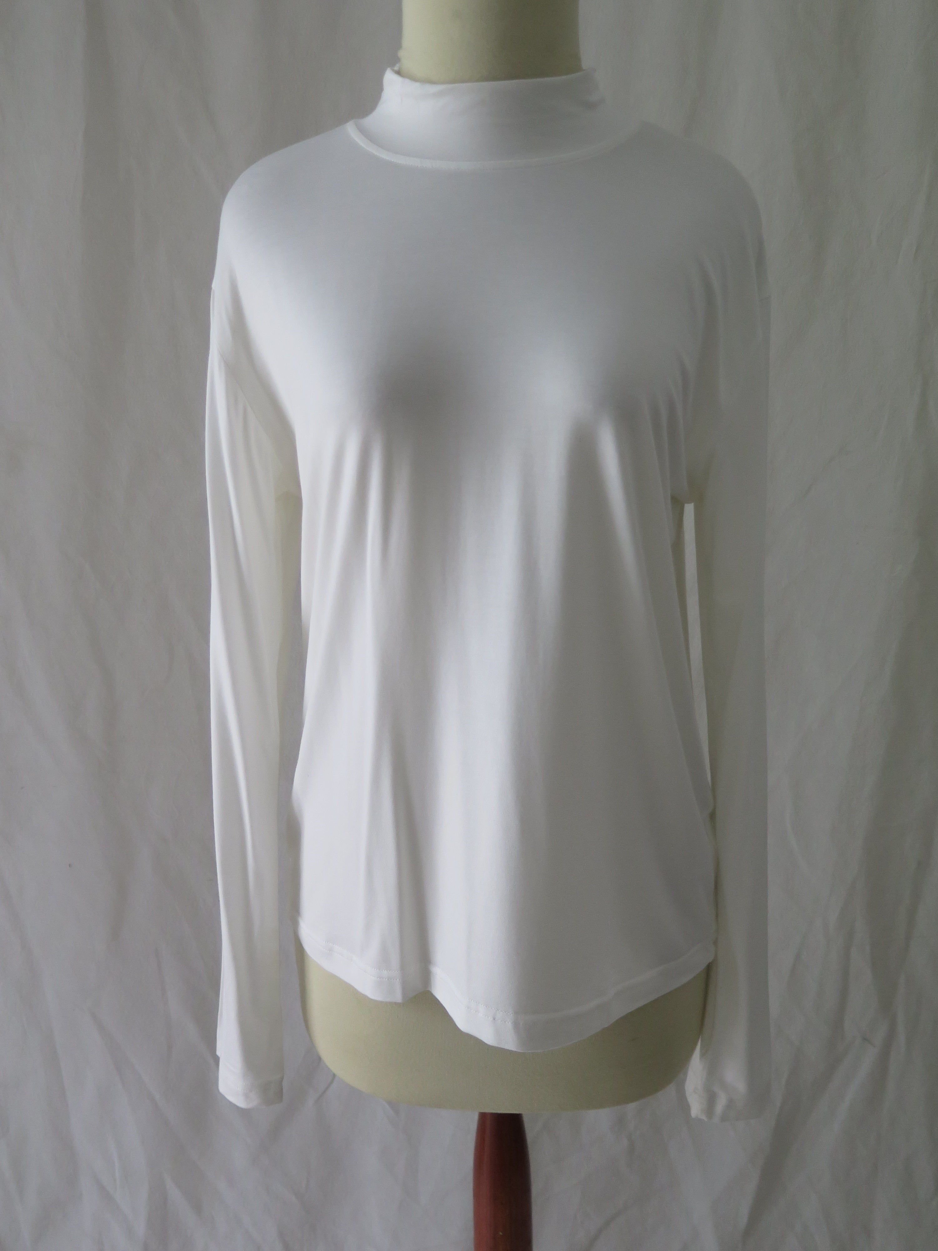 [DEFECT] Aera Inner Offwhite XS,M,L,3XL