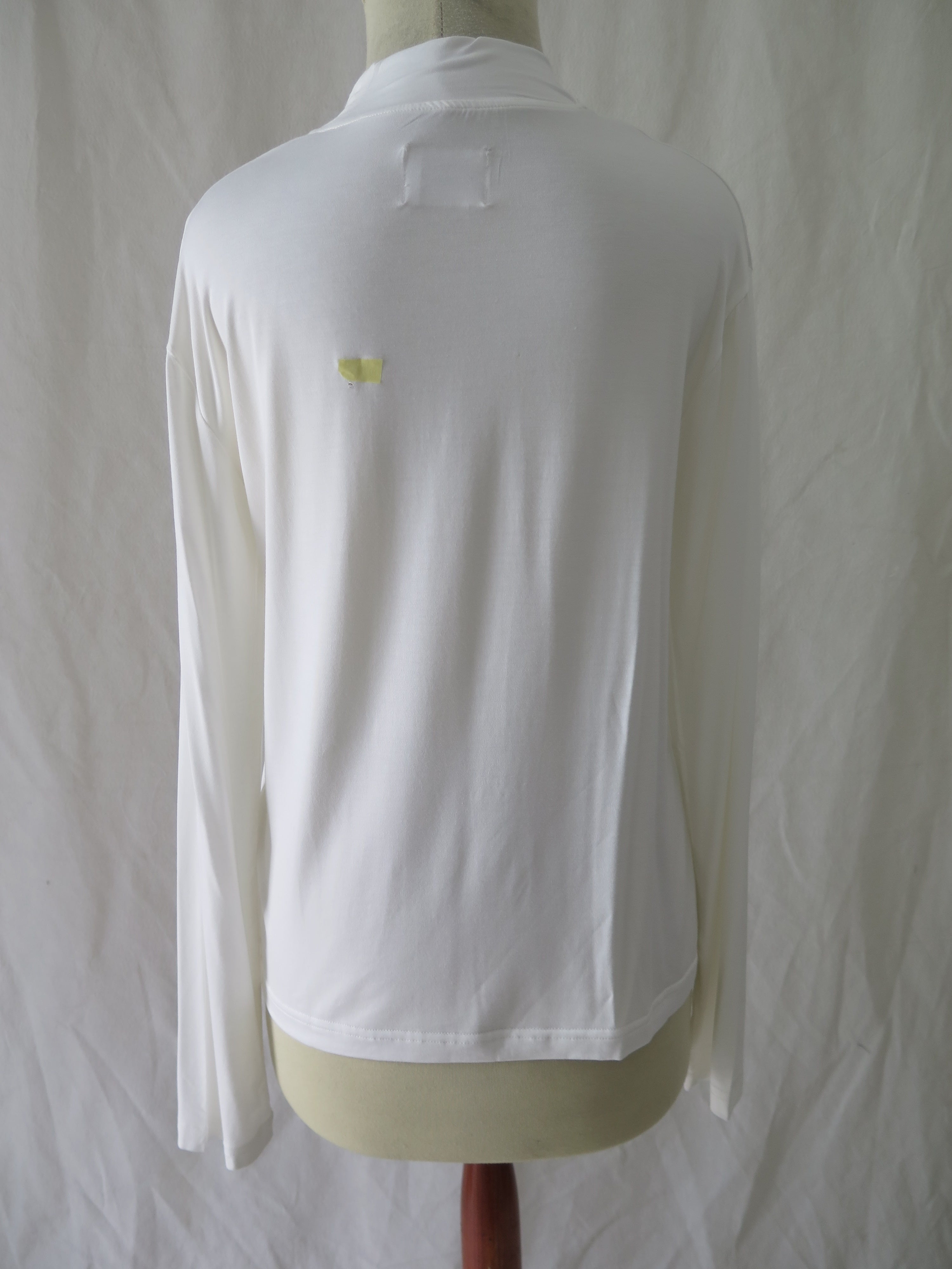 [DEFECT] Aera Inner Offwhite XS,M,L,3XL