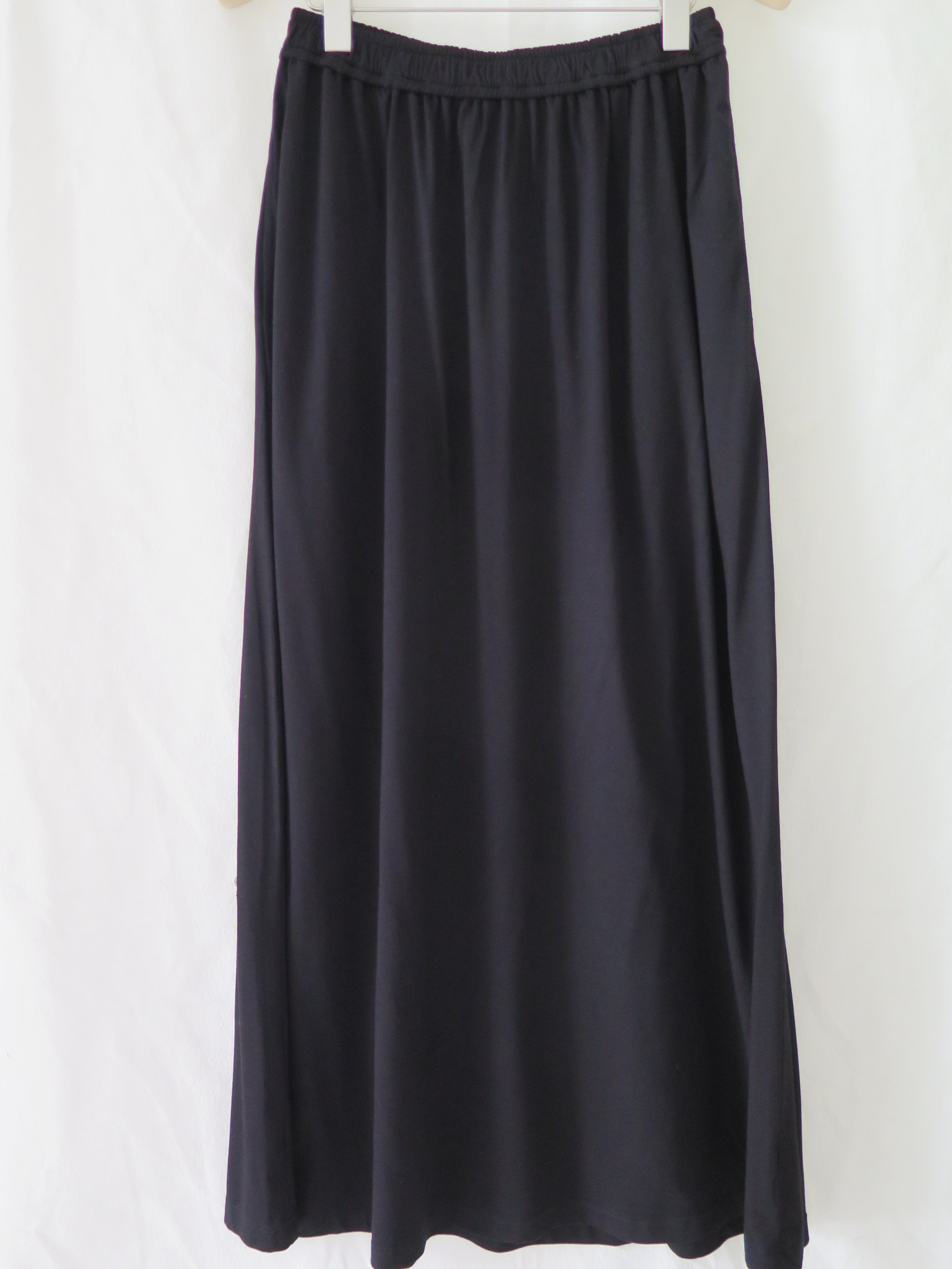 [DEFECT] Black Indira Skirt L