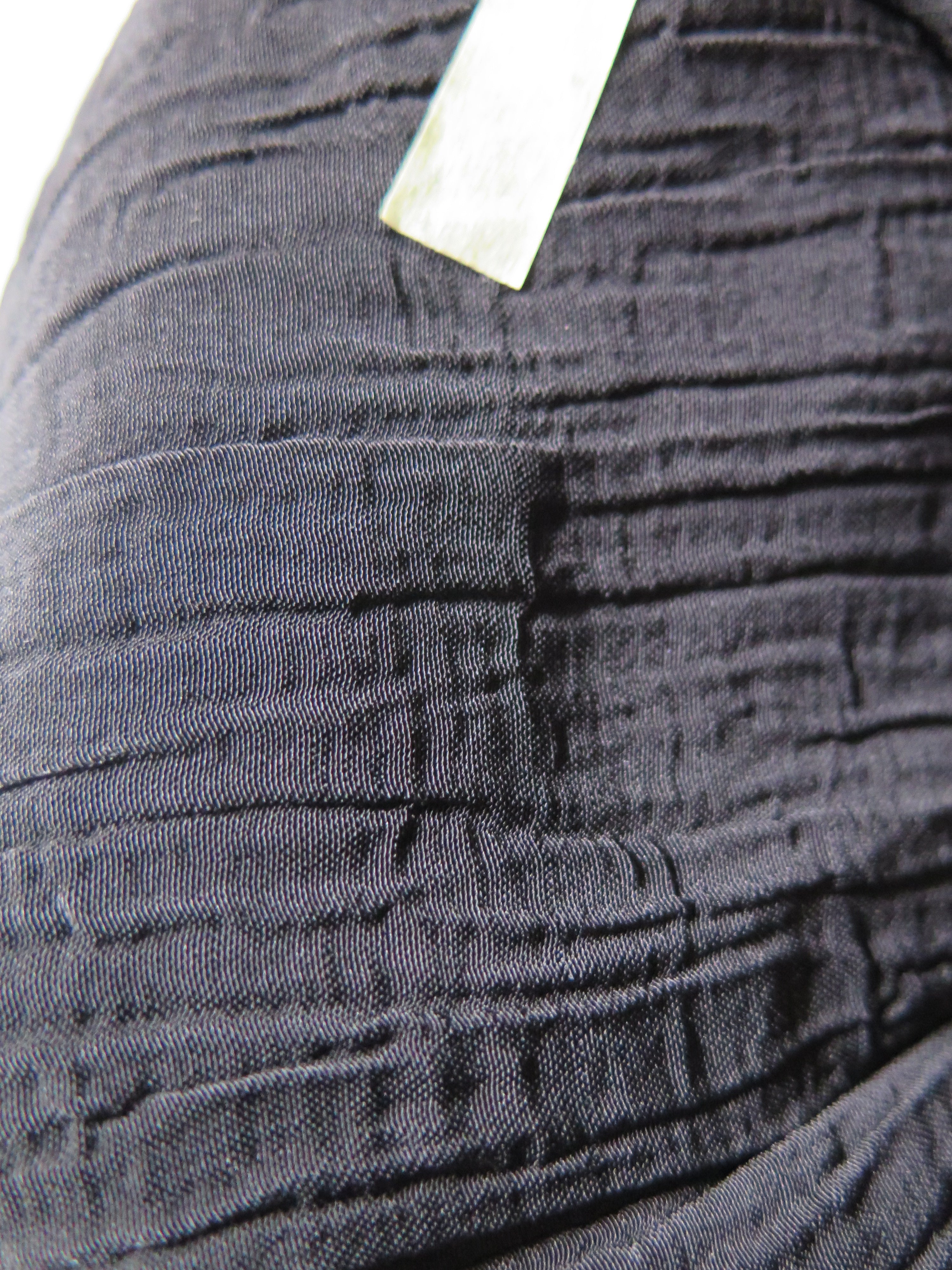 [DEFECT] Black Svasti S