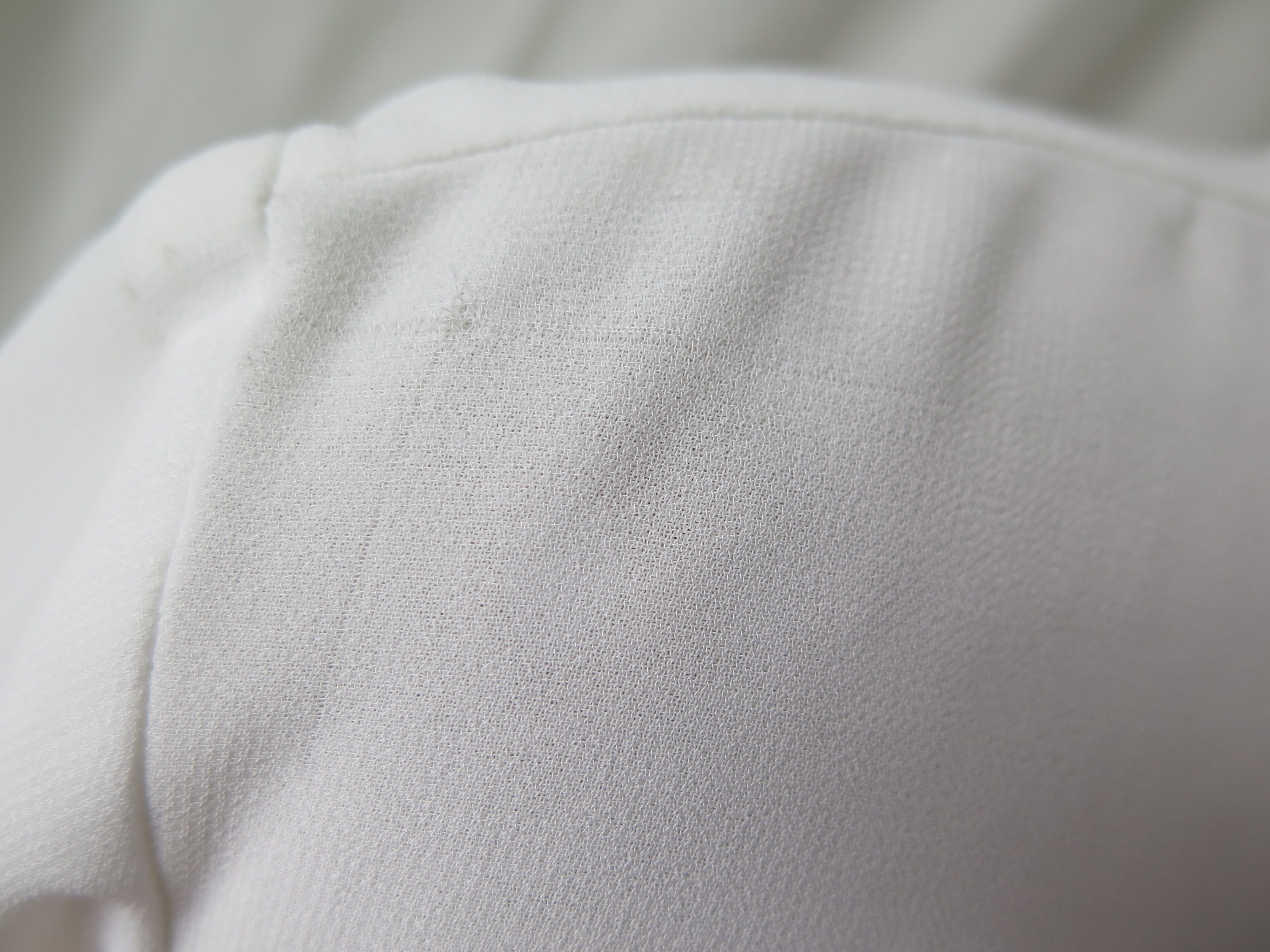 [DEFECT] Offwhite Sastra M