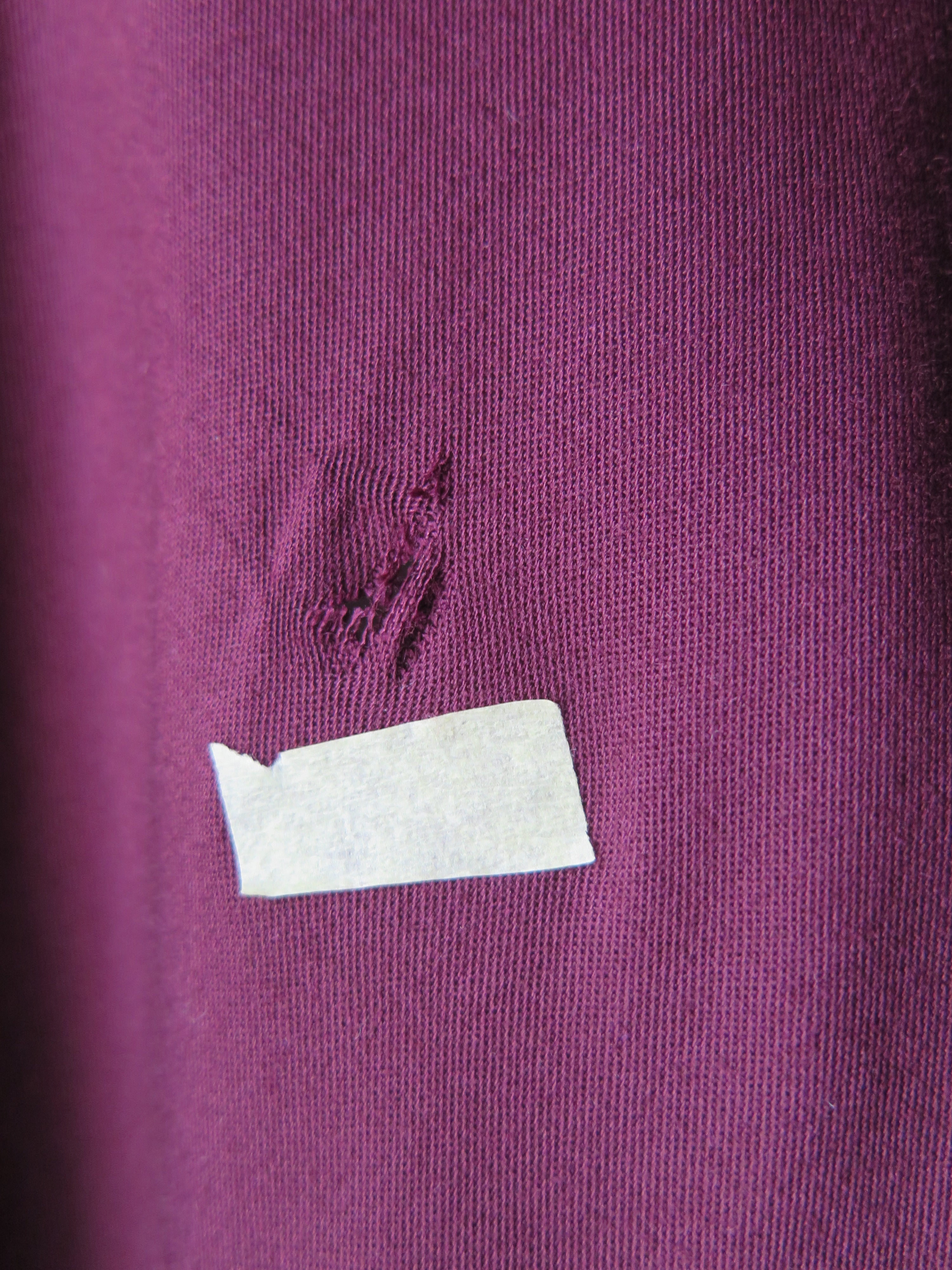 [DEFECT] Burgundy Akara L