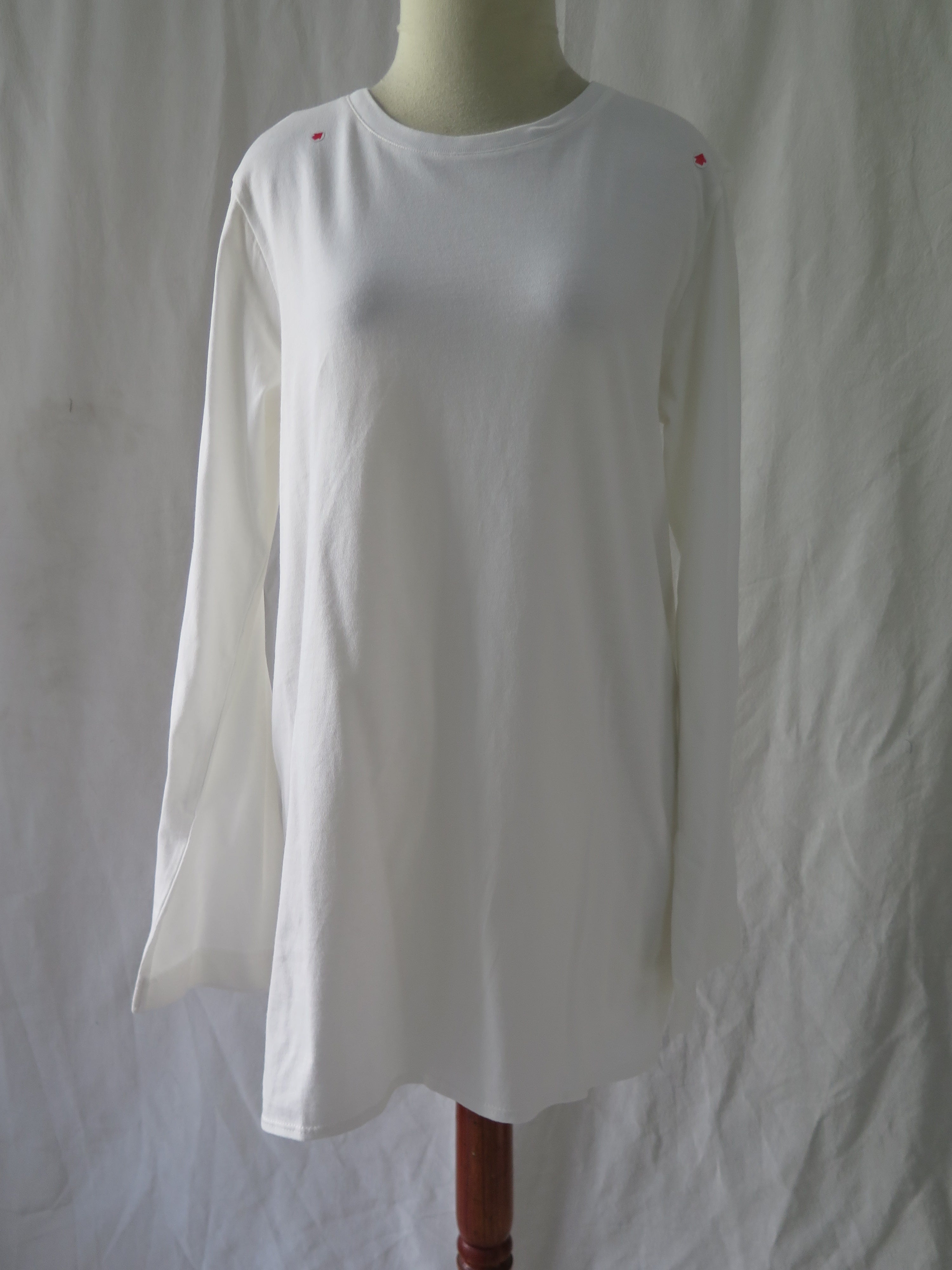 [DEFECT] Offwhite Adani S,L