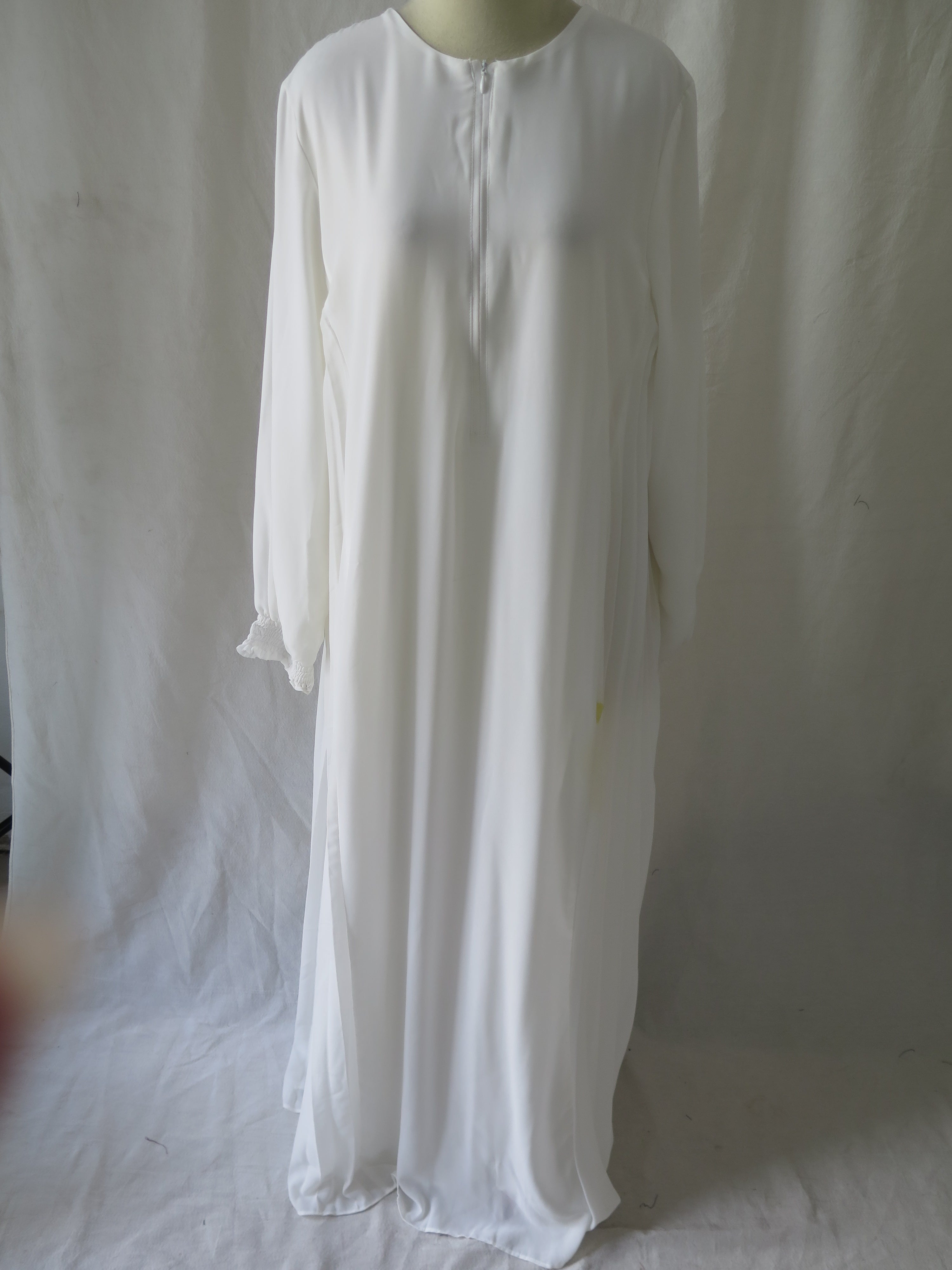 [DEFECT] Offwhite Raka XS,L