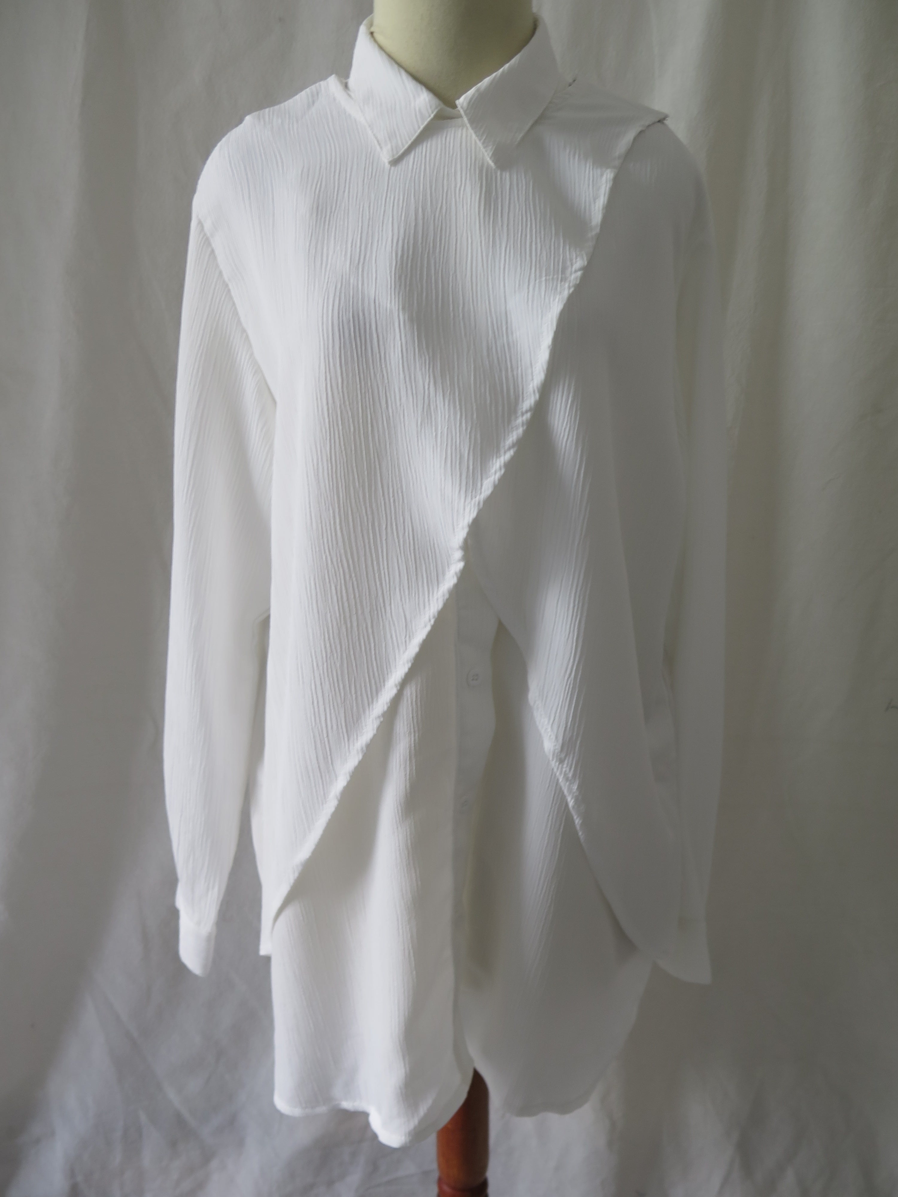 [DEFECT] Offwhite Vasana M,L