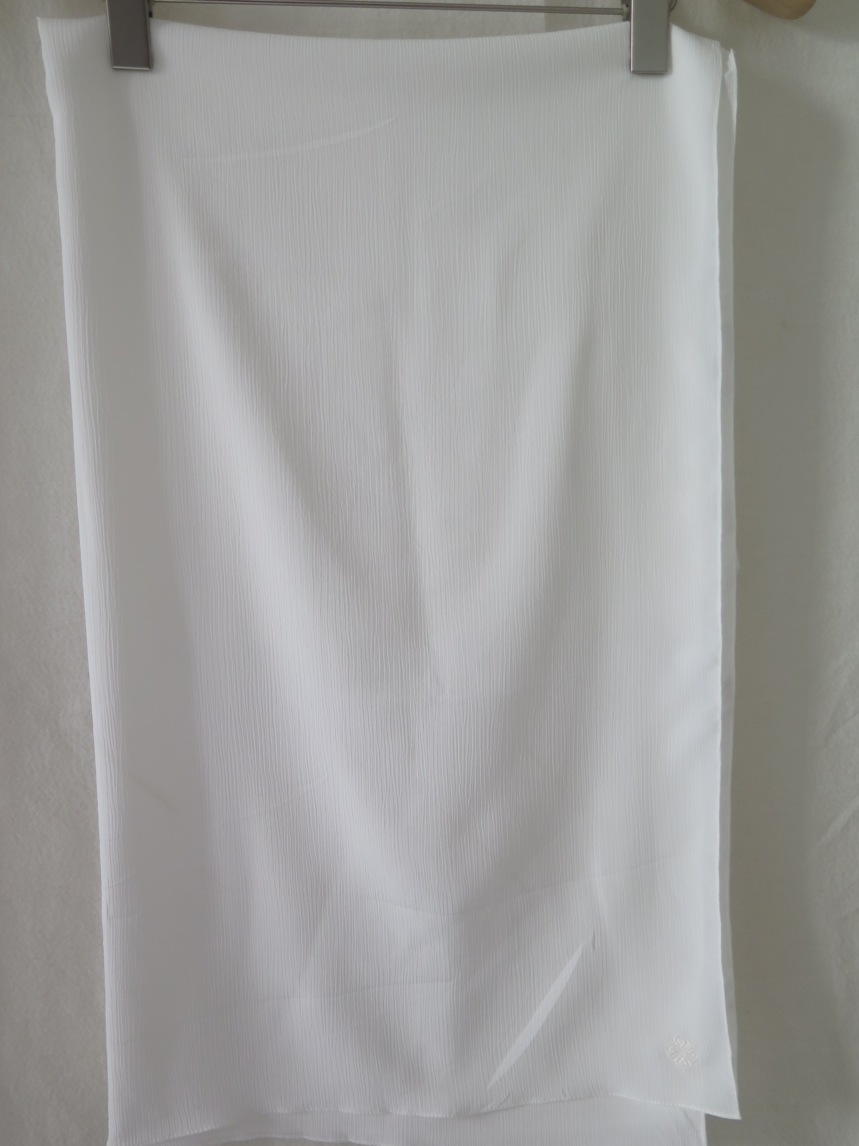 [DEFECT] Offwhite Alma Pashmina