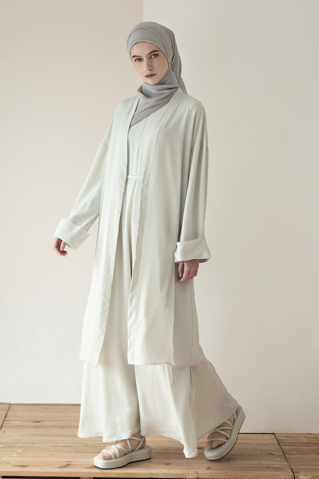 Seafoam Aneska Outer