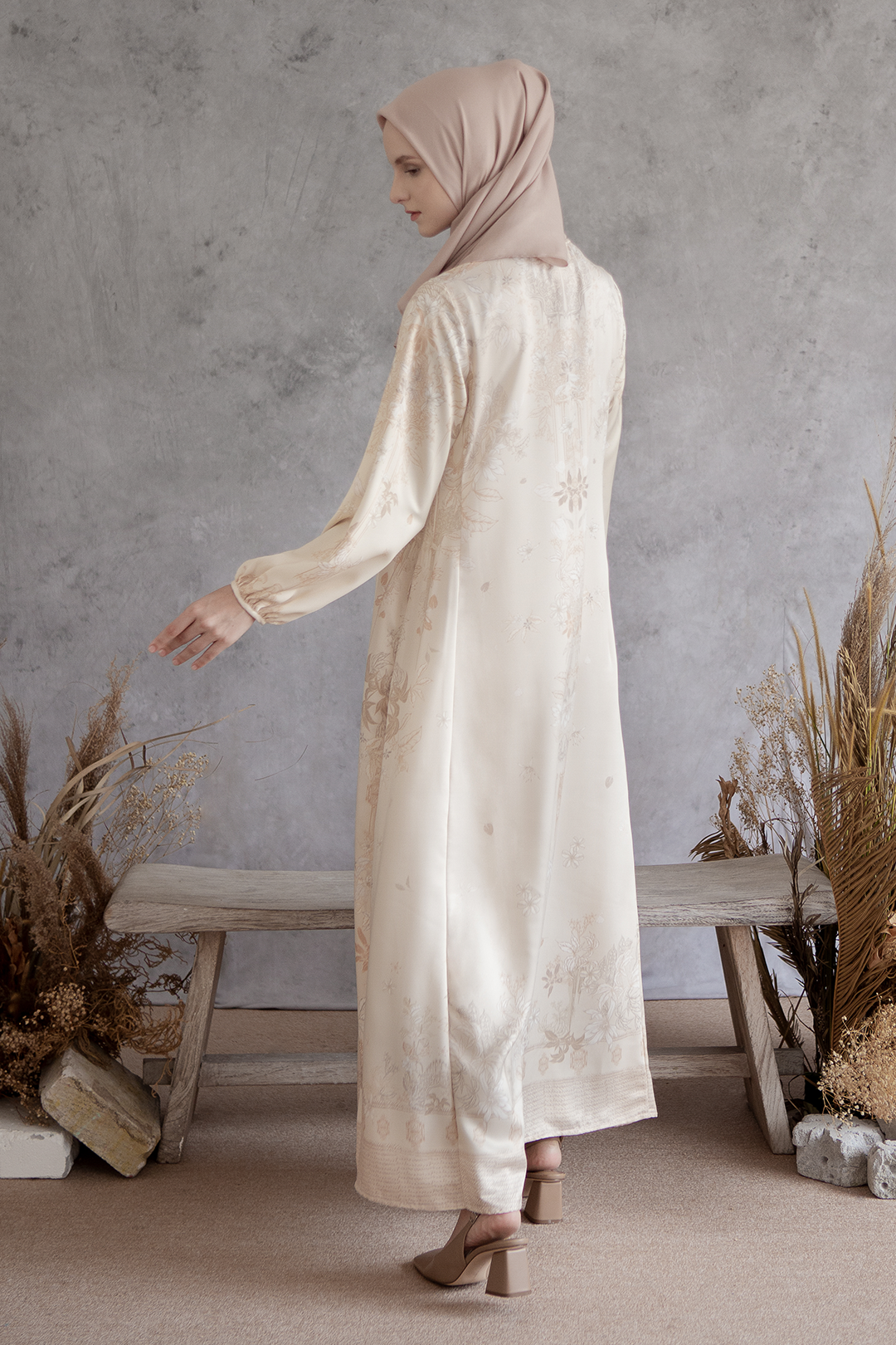 [DEFECT MINOR] Champagne Meurah Isyana