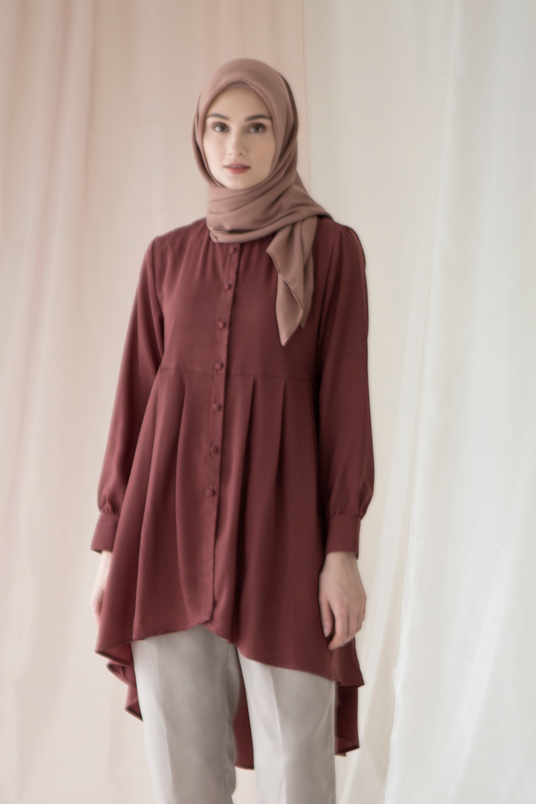 Burgundy Naira