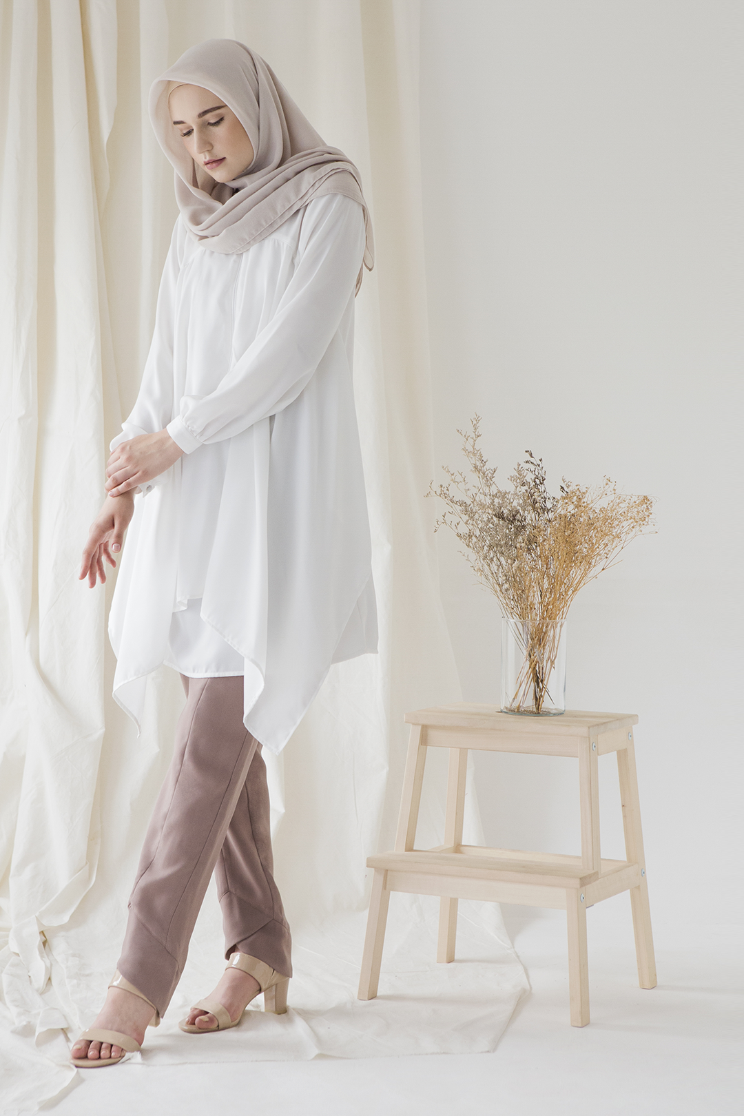 [DEFECT MINOR] Offwhite Nayaka