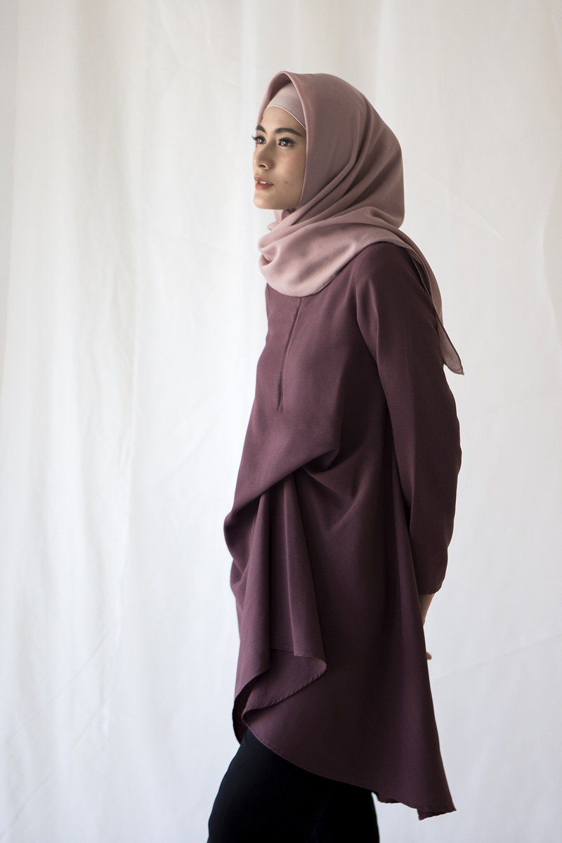 Burgundy Naraya