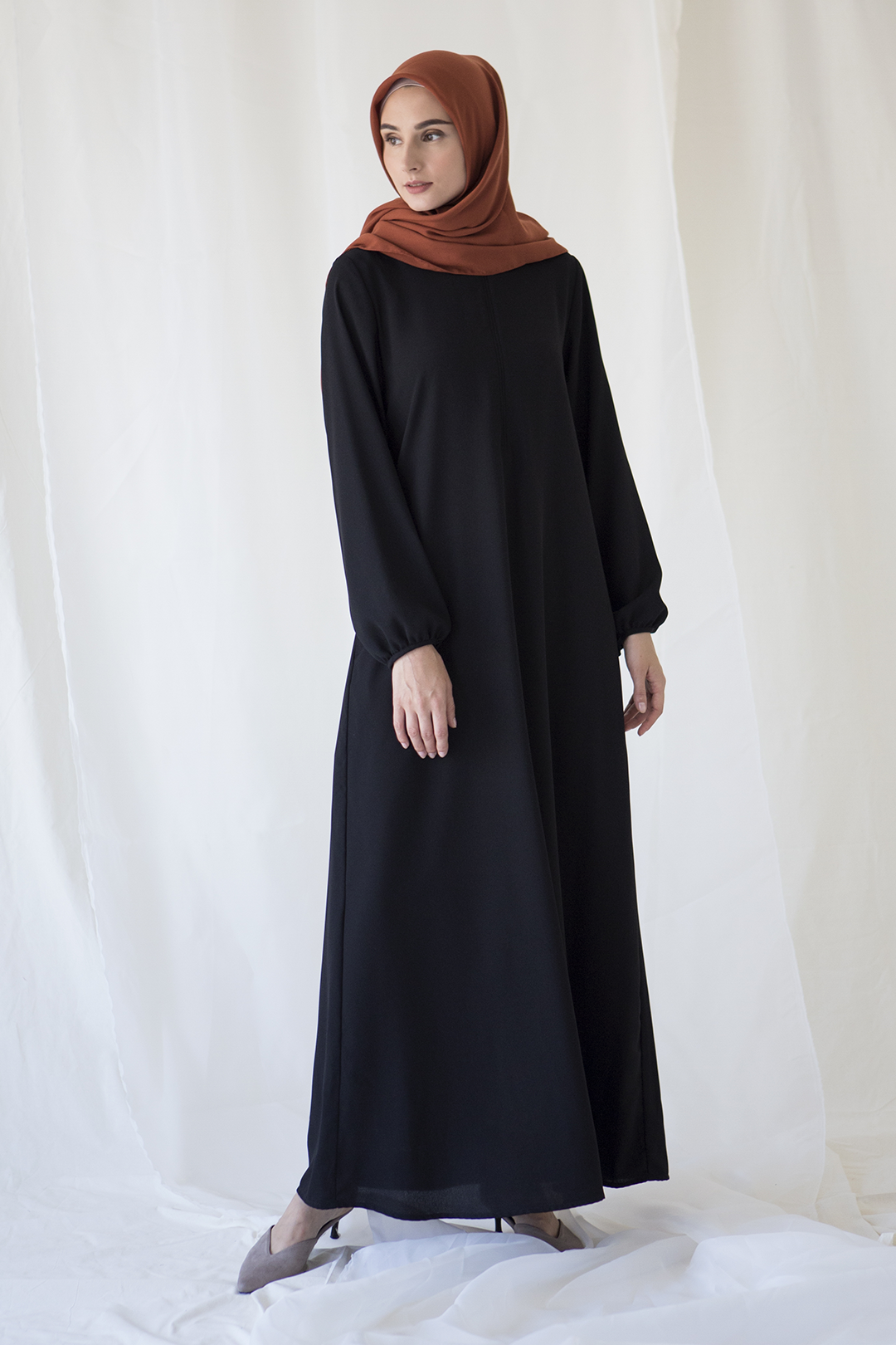 Basic Sada Black