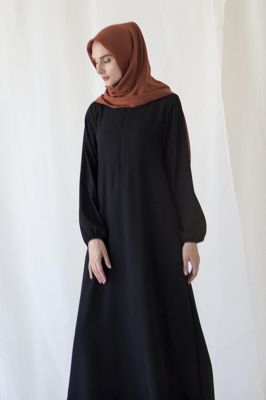 Basic Sada Black